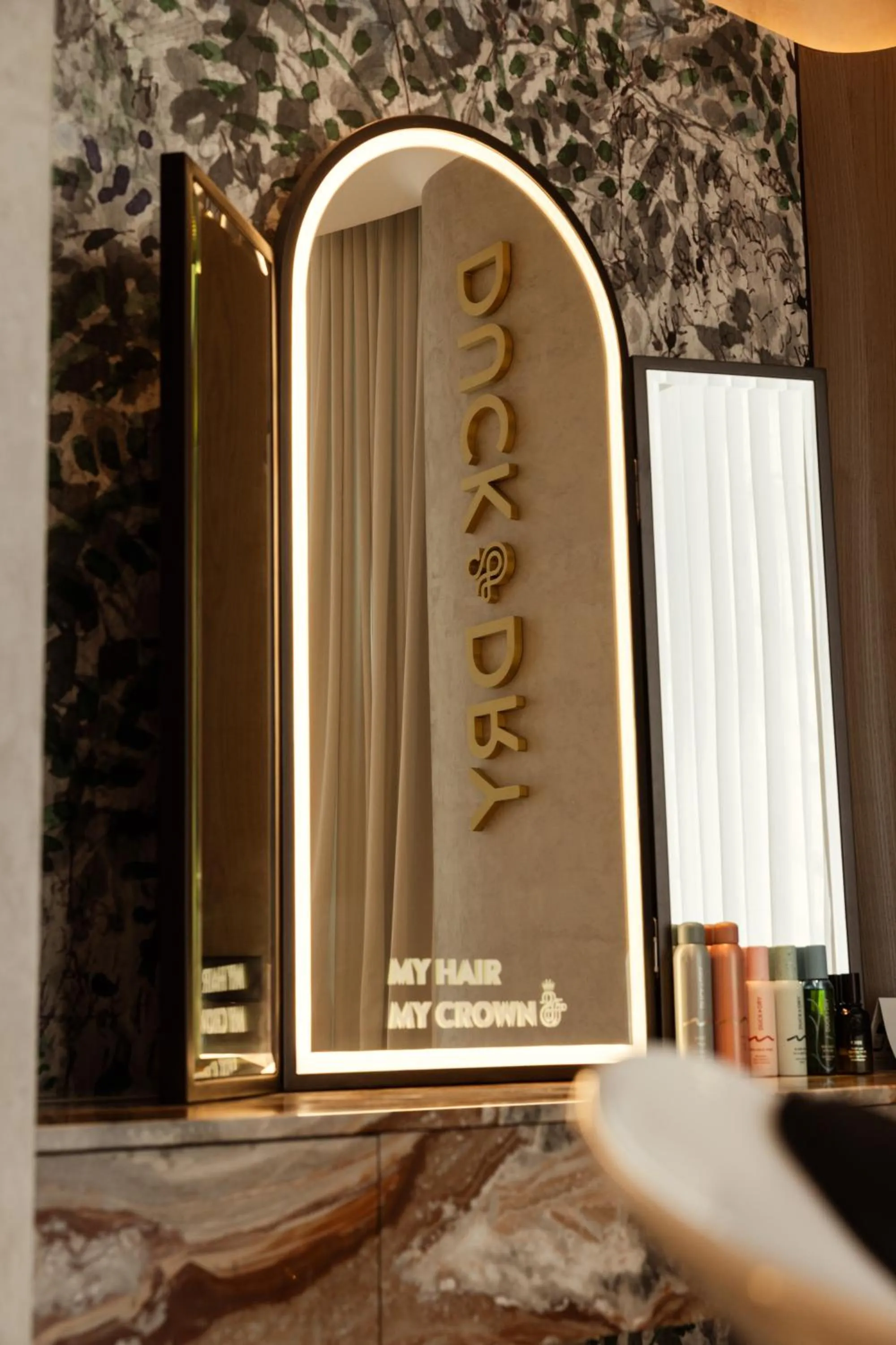 hair dresser in Rosewood Doha