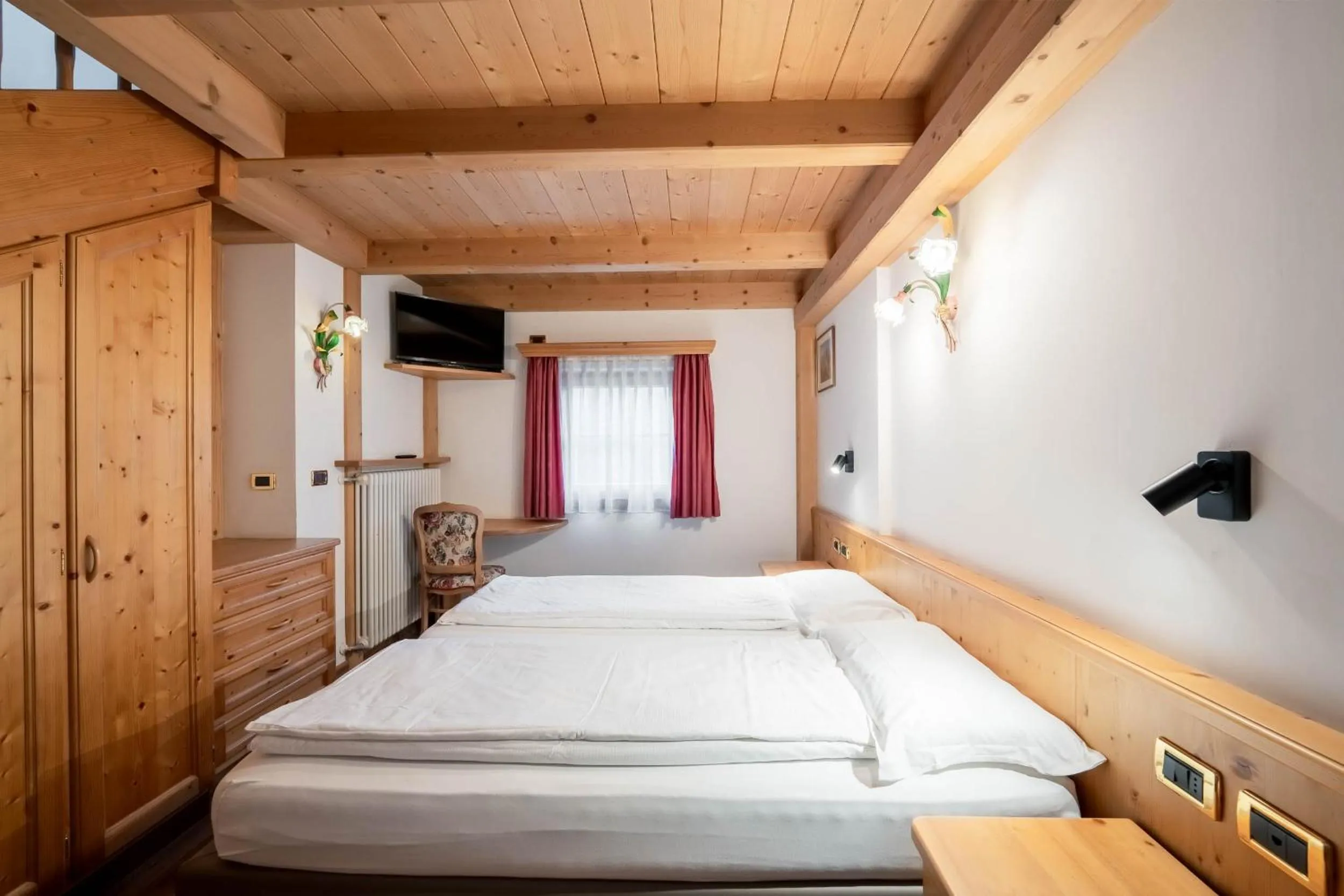 Bedroom, Bed in EL CIASEL