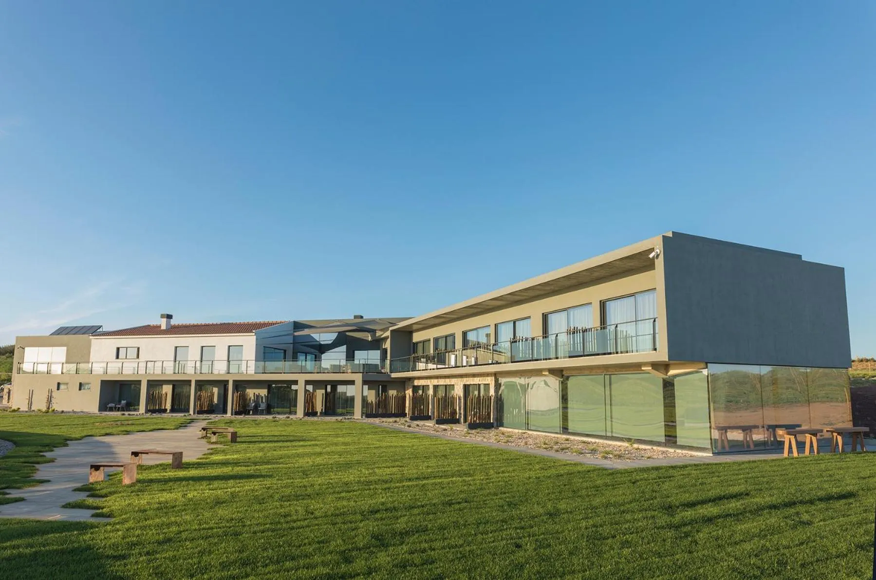 Property building in Santa Cruz - Movement & Nature House