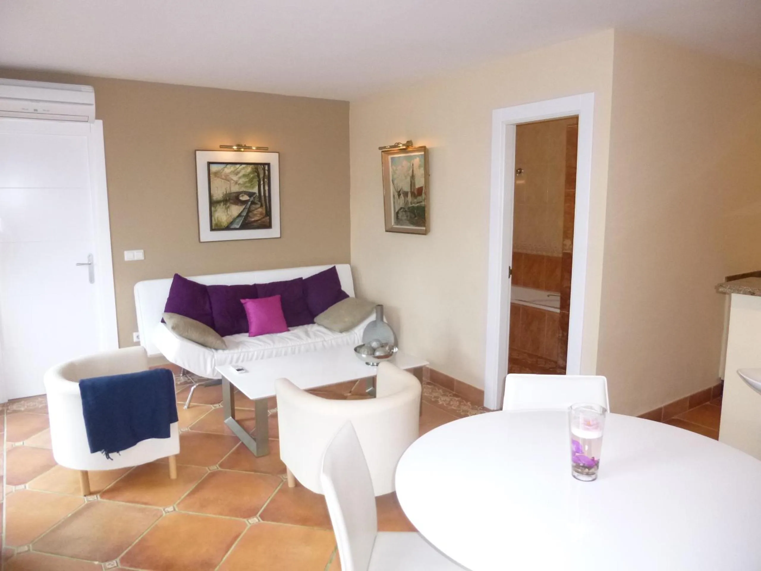 Living room in La Perla de Torrenueva