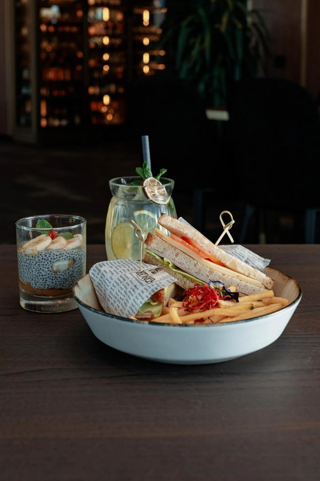 Lounge or bar in Sky Airport Hotel