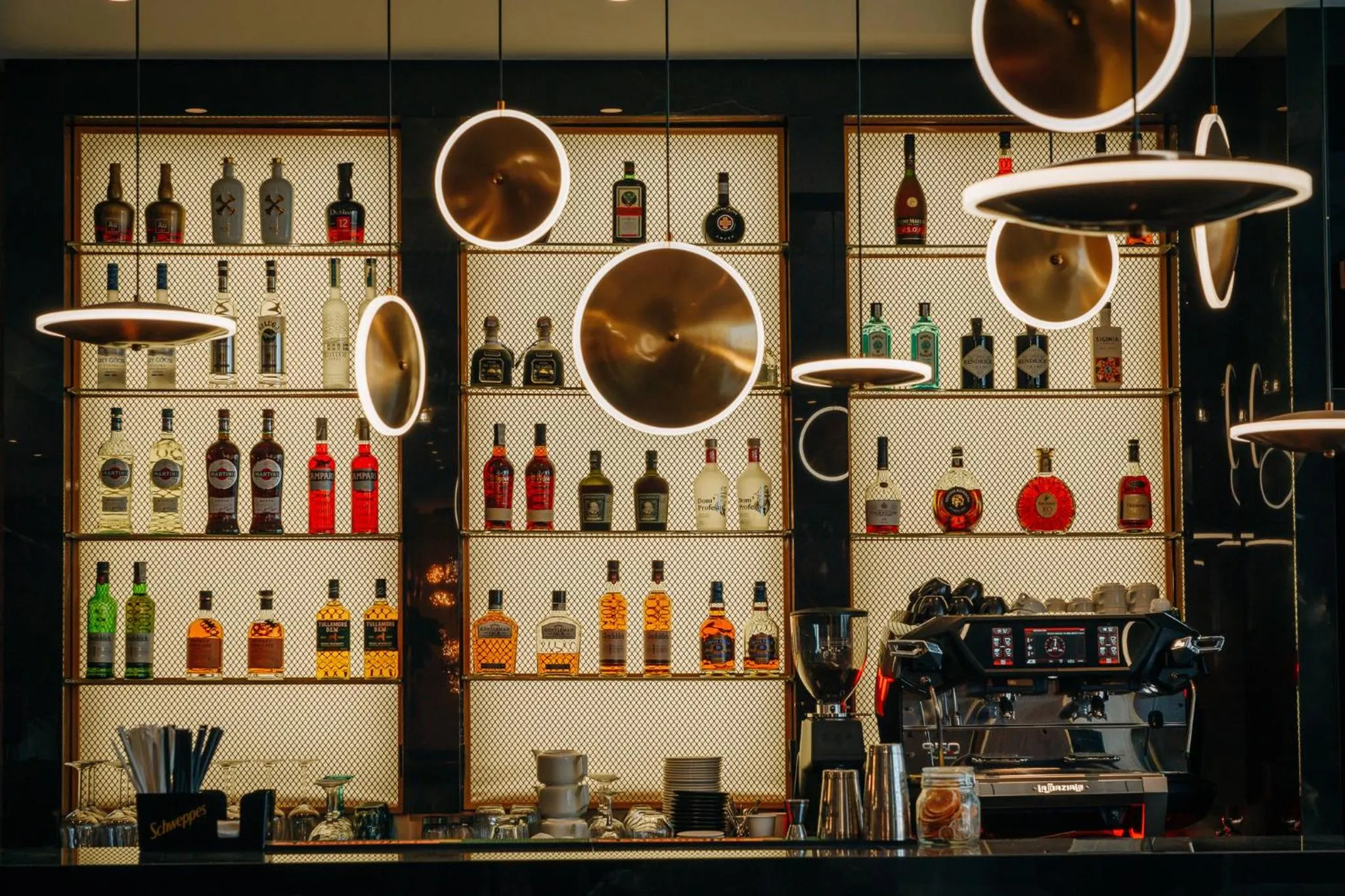 Lounge or bar in Sky Airport Hotel