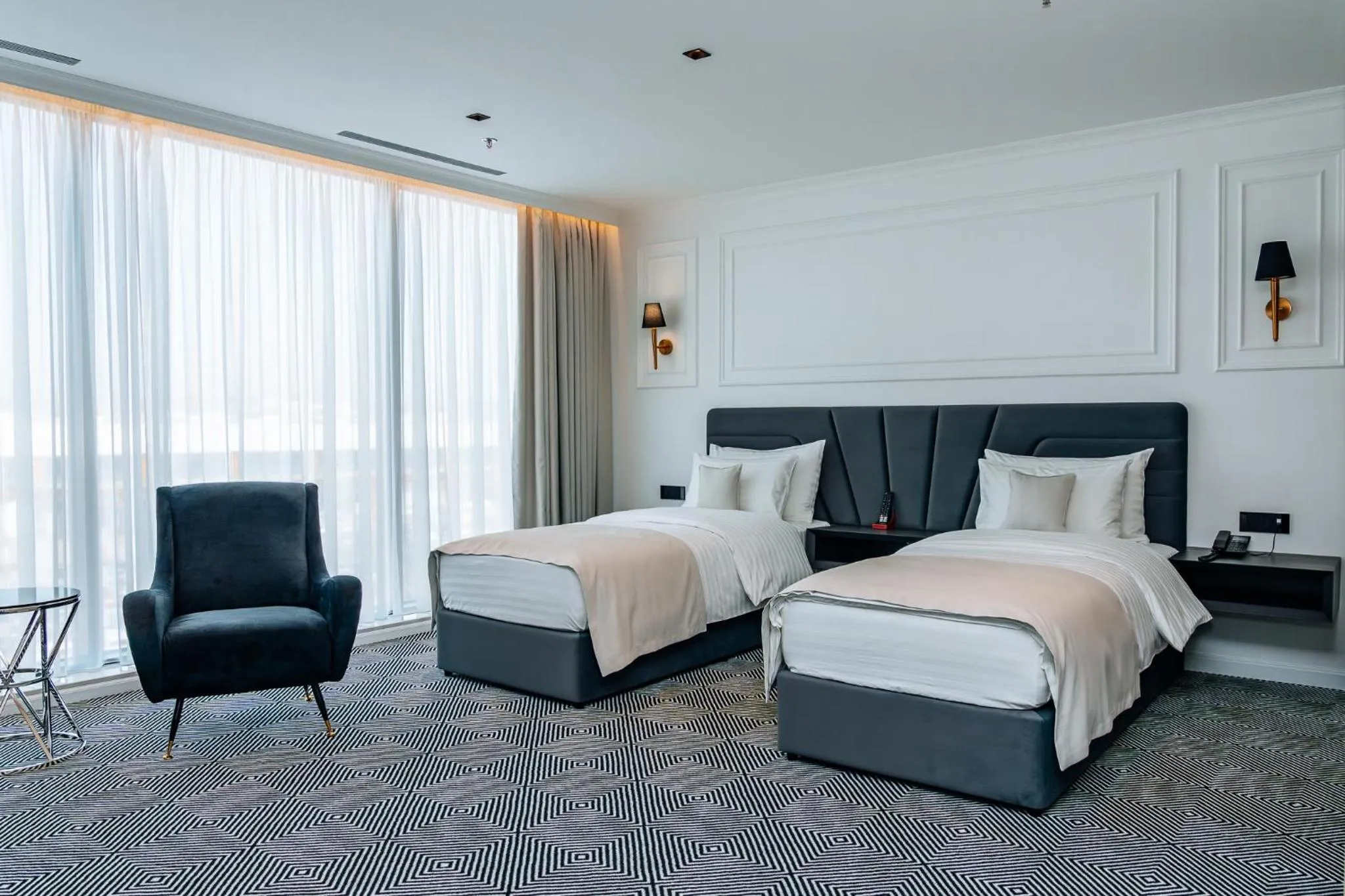 Bedroom, Bed in Sky Airport Hotel