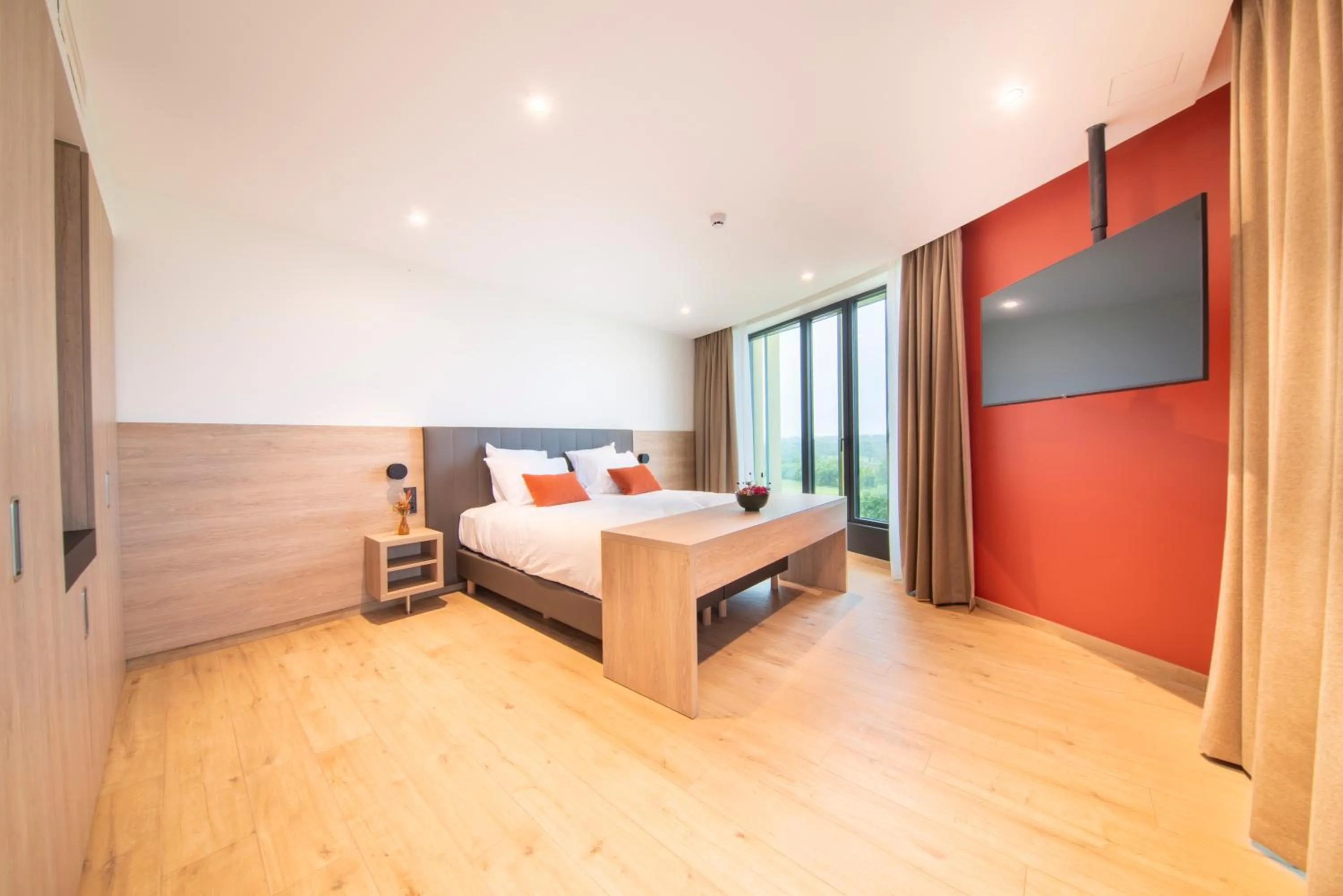 Bed in Hotel du Bois d'Arlon