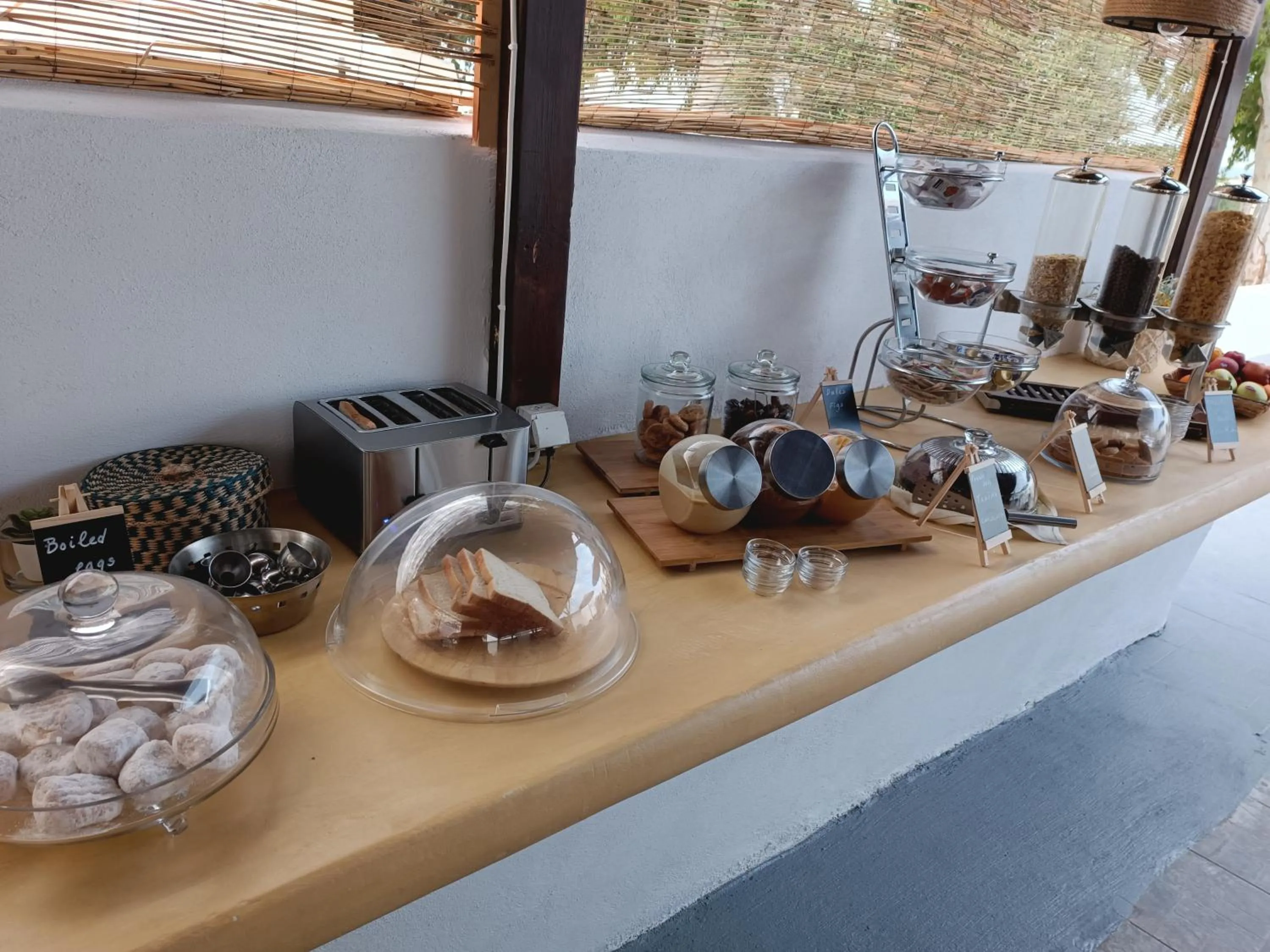 Buffet breakfast in Naxos Summerland resort