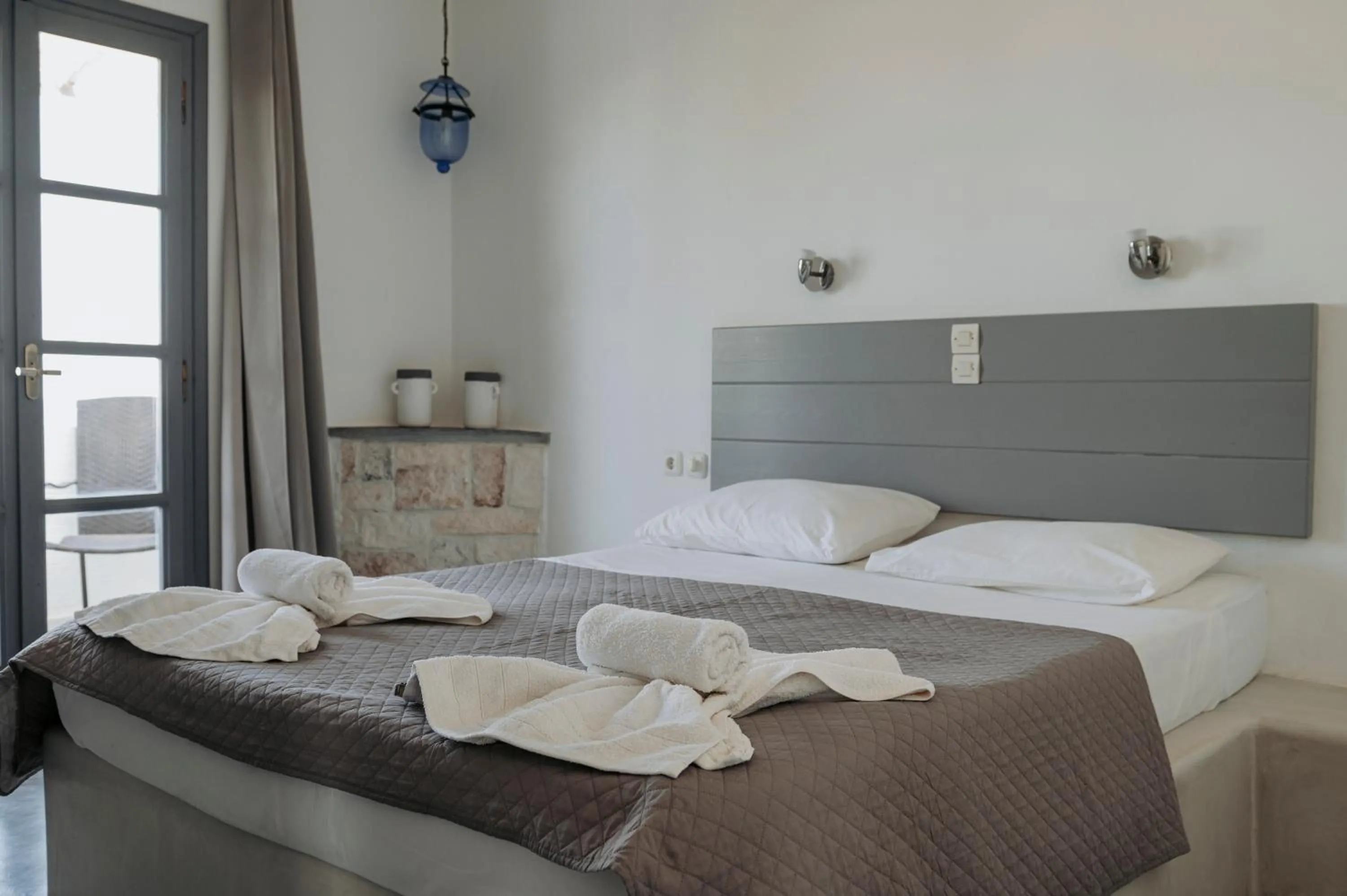 Bed in Naxos Summerland resort