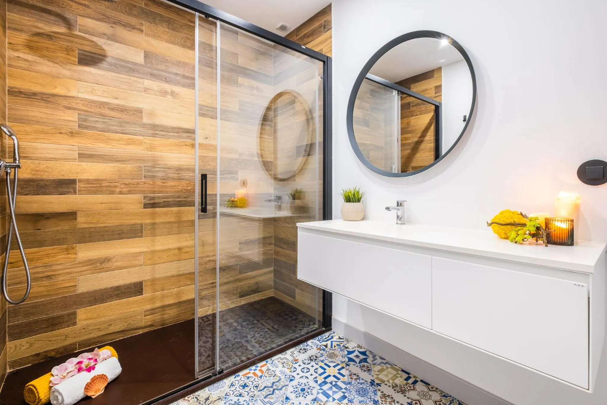 Bathroom in Apartment Carvoeiro By The Sea 1 by Algarve Vacation