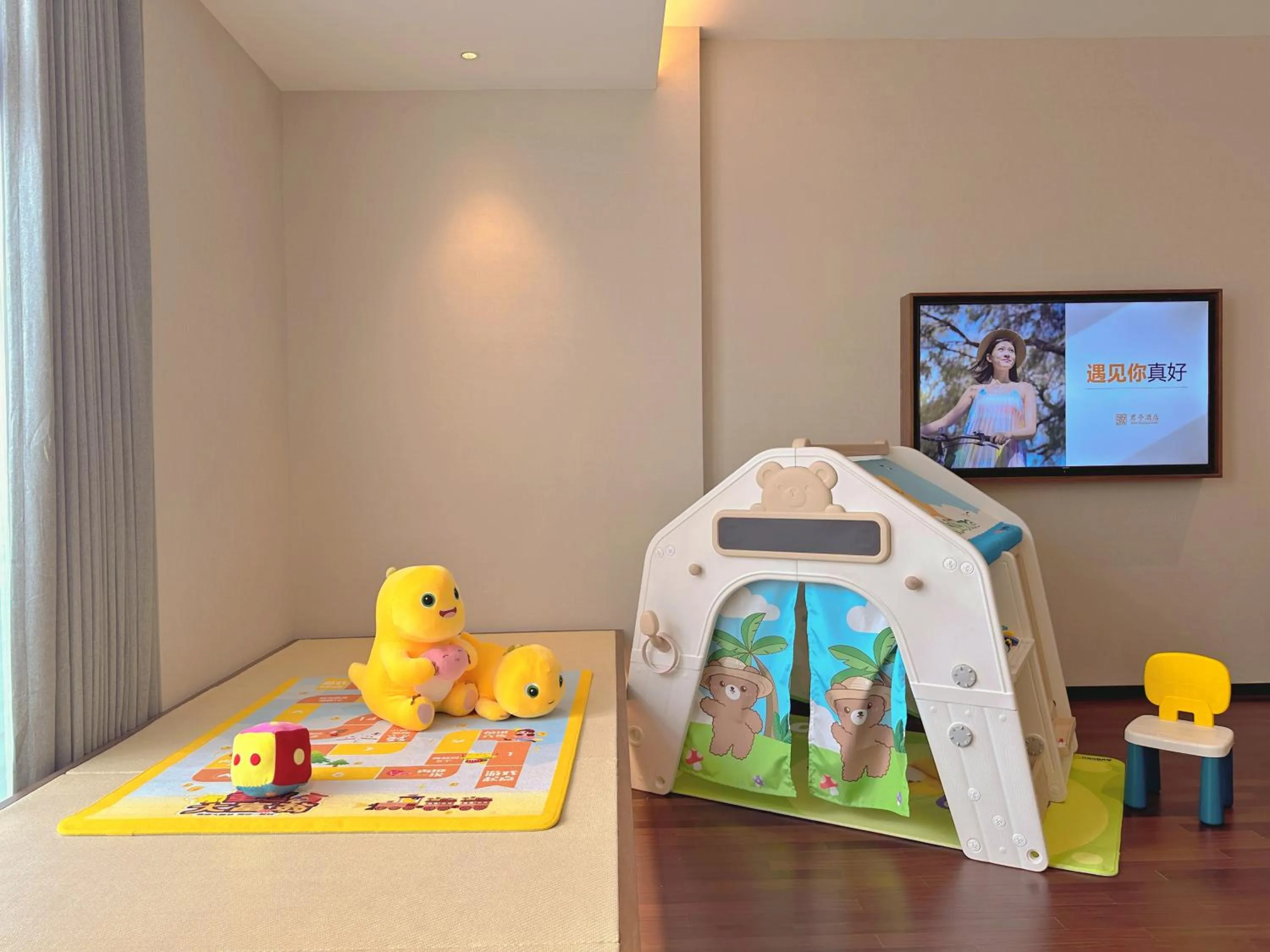 Property building in SSAW Boutique Hotel Foshan Qiandeng Lake