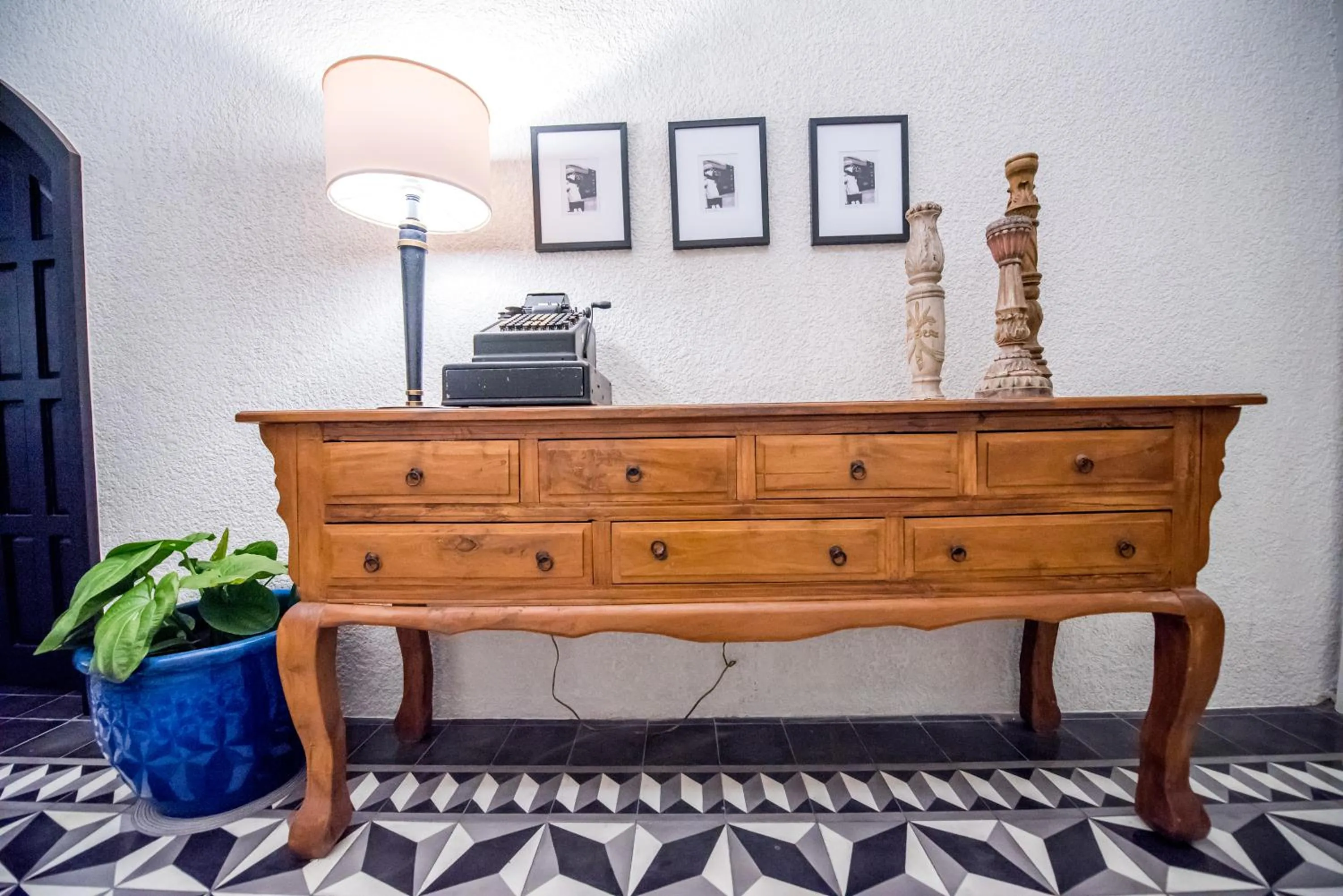 furniture in Hotel 1925