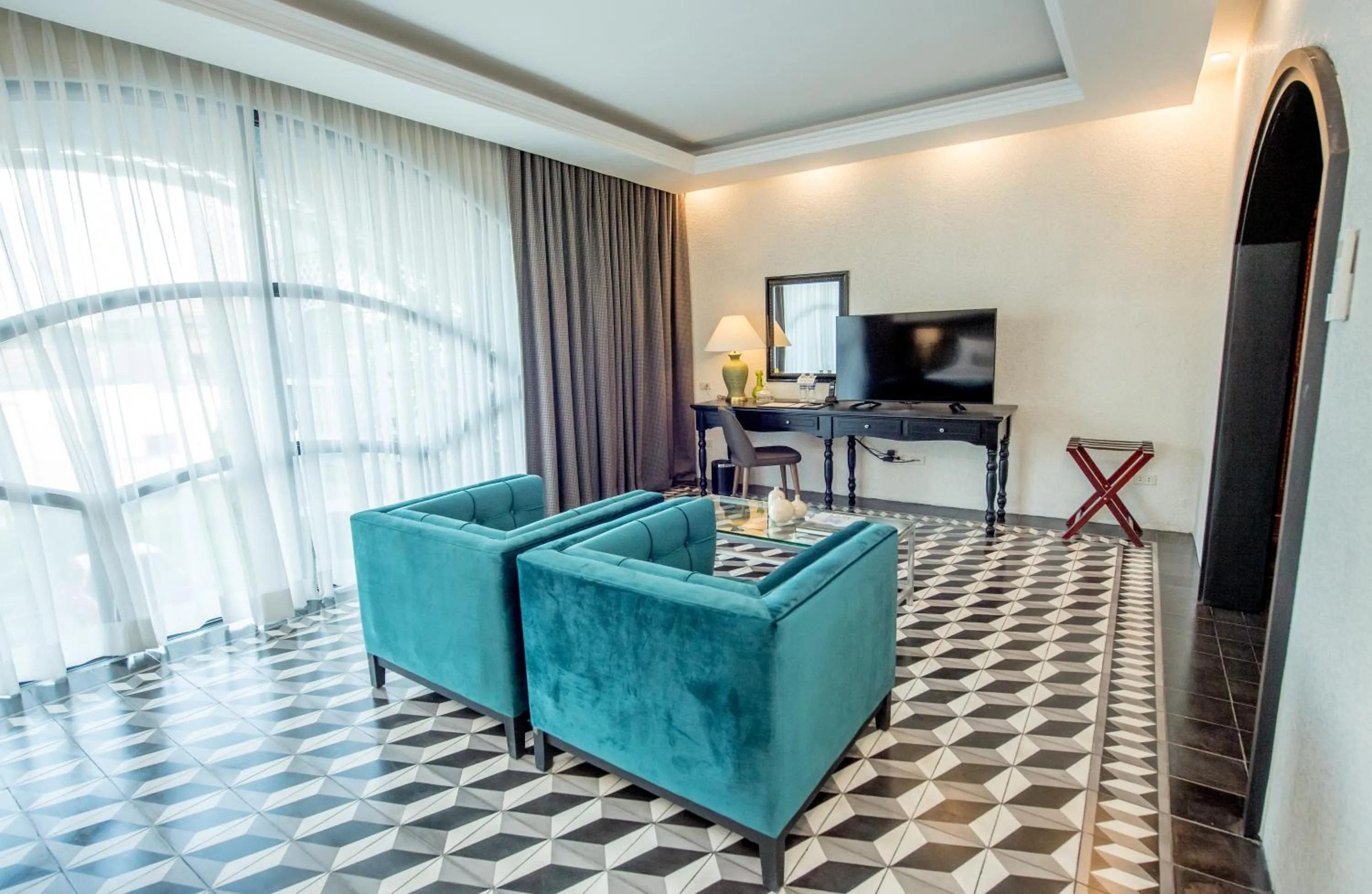 TV and multimedia in Hotel 1925