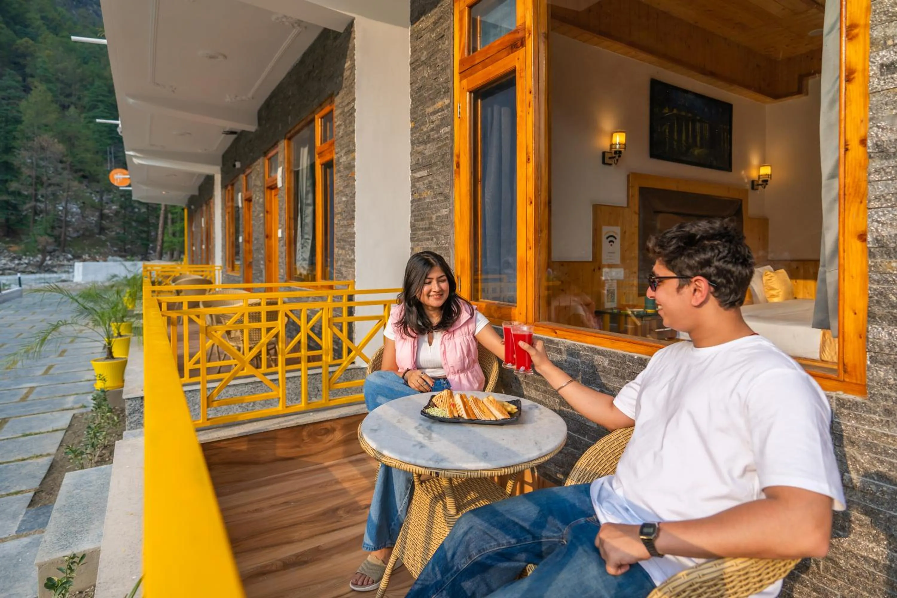 Property building in The Social Stays Kasol