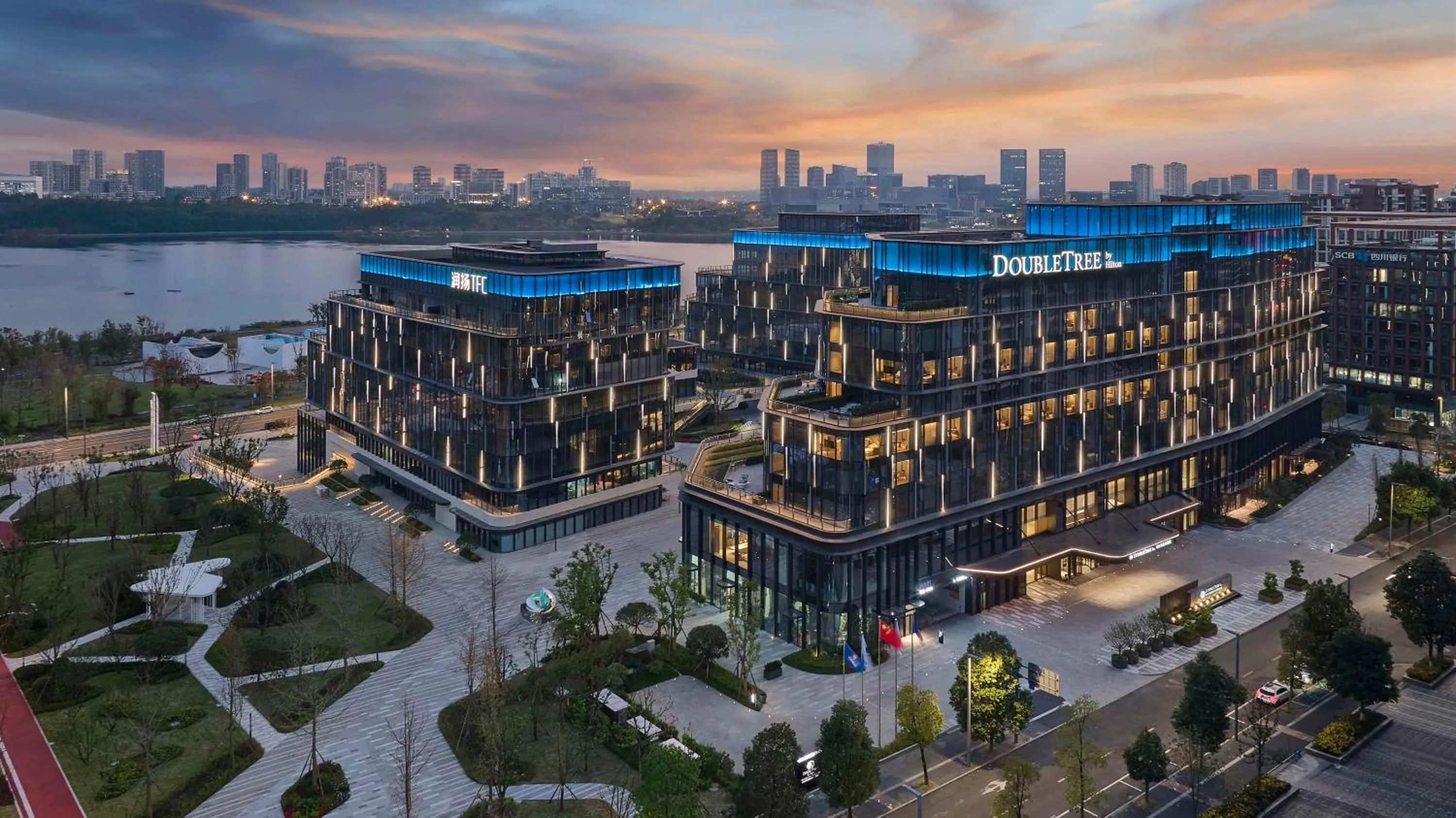 Property building in Doubletree By Hilton Chengdu Xinglong Lake