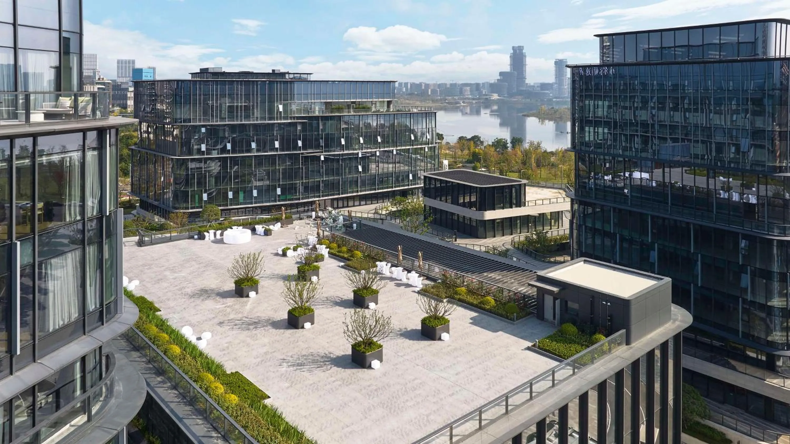 Meeting/conference room in Doubletree By Hilton Chengdu Xinglong Lake