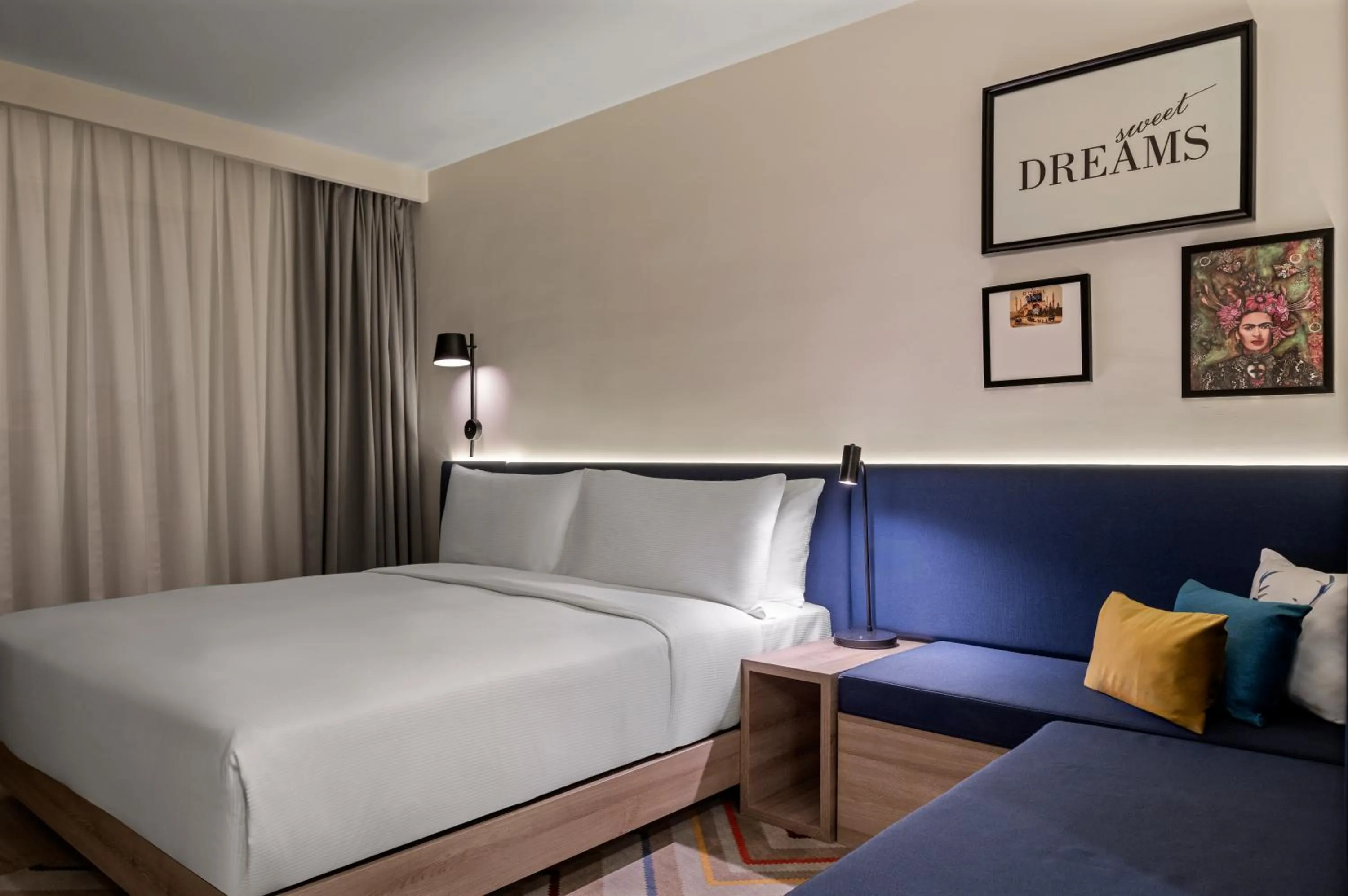 Bed in Hampton By Hilton Istanbul Merter