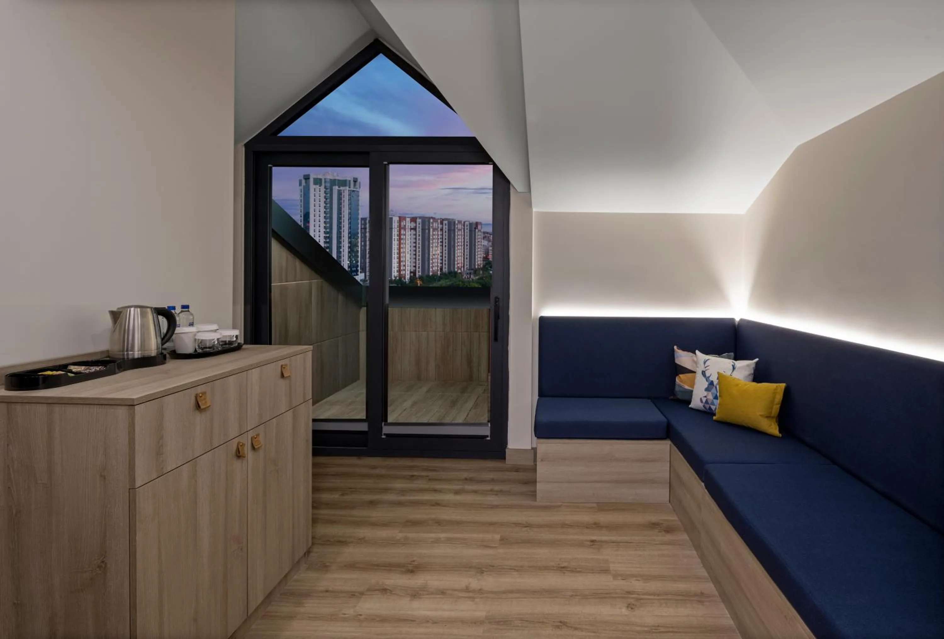 Bed in Hampton By Hilton Istanbul Merter