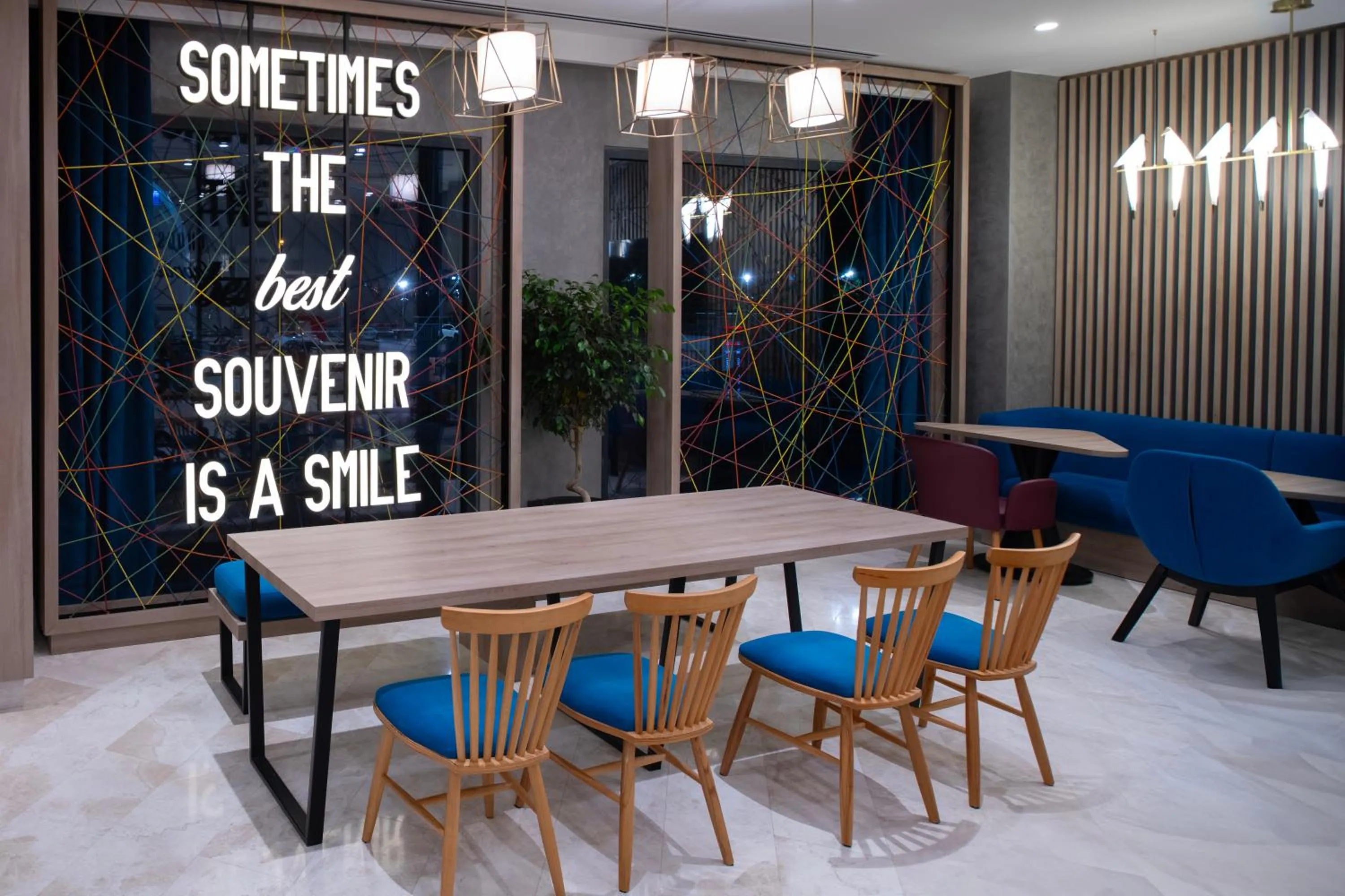 Restaurant/places to eat in Hampton By Hilton Istanbul Merter