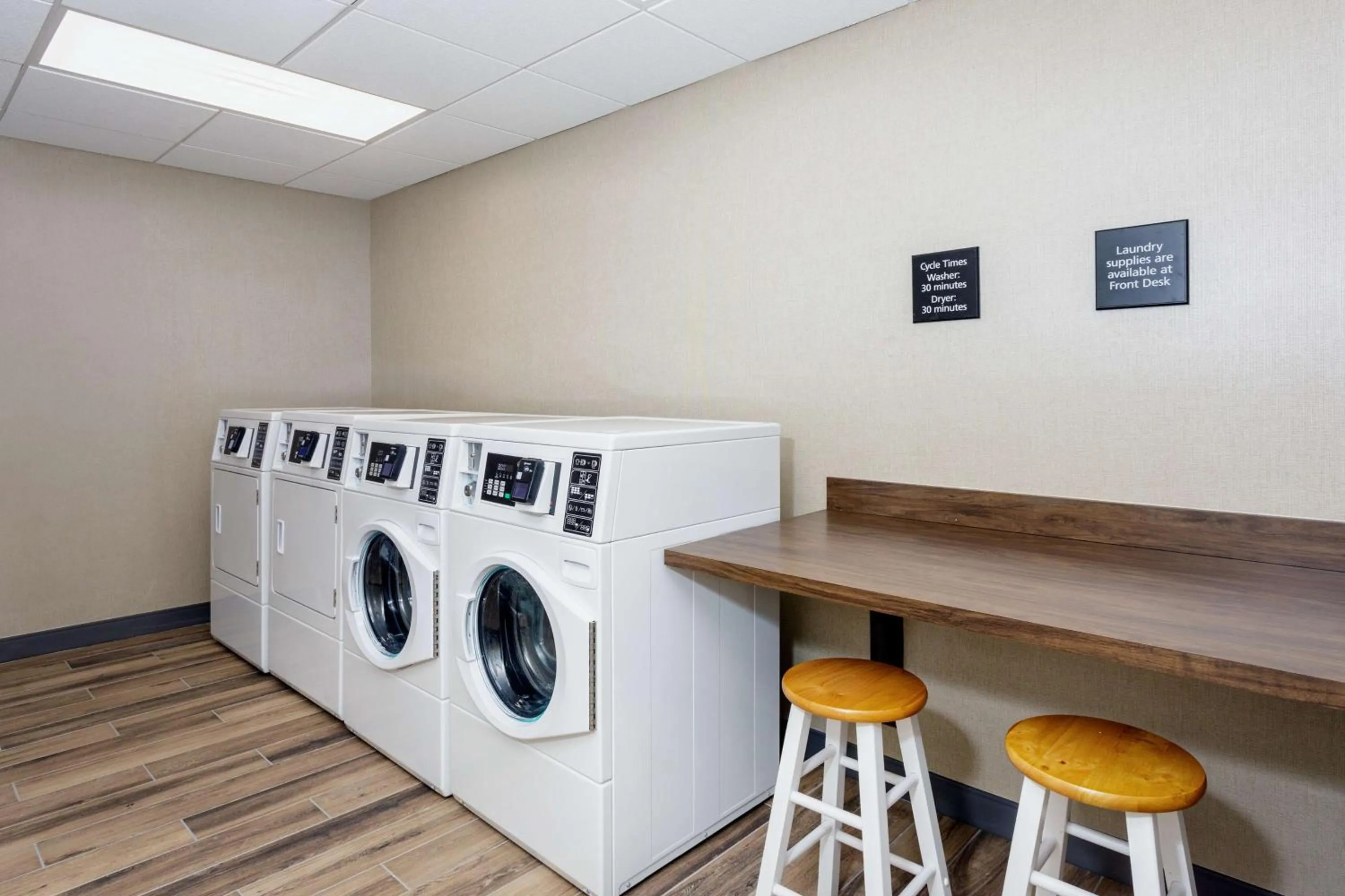 laundry in Hampton Inn By Hilton Ocoee Orlando