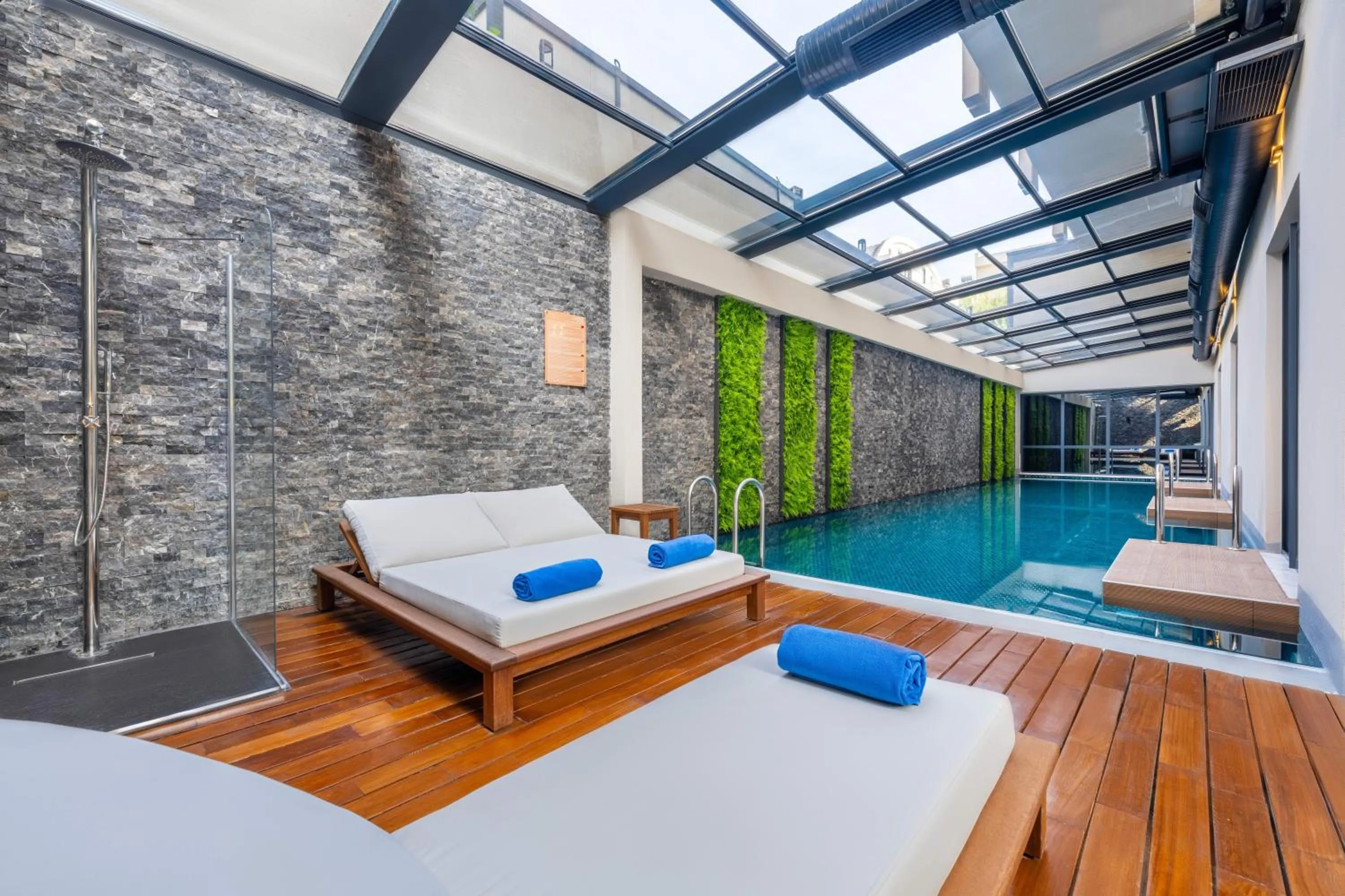 Shower, Bed in Lexia Hotels