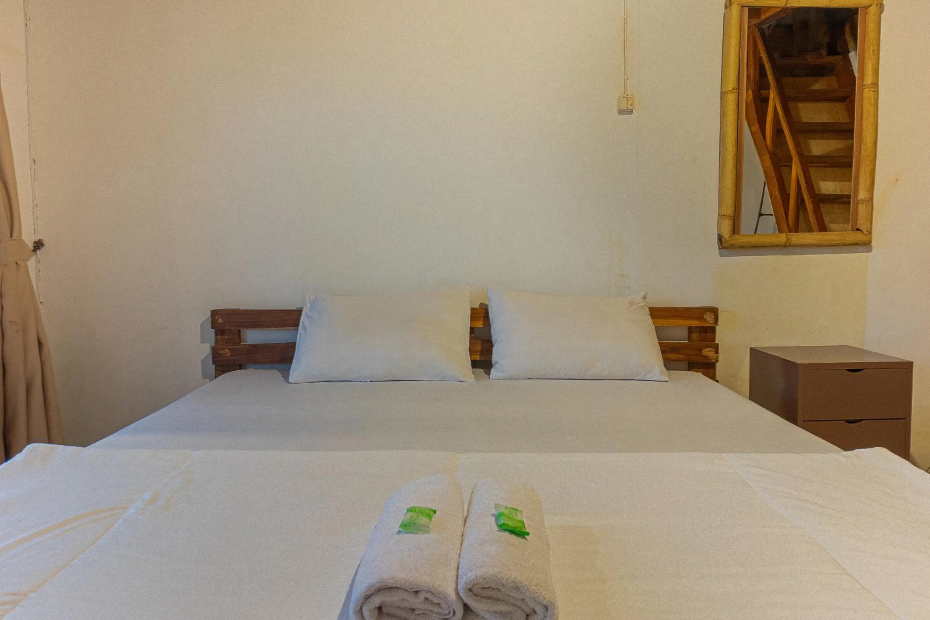 Bed in Bale Aur Sembalun