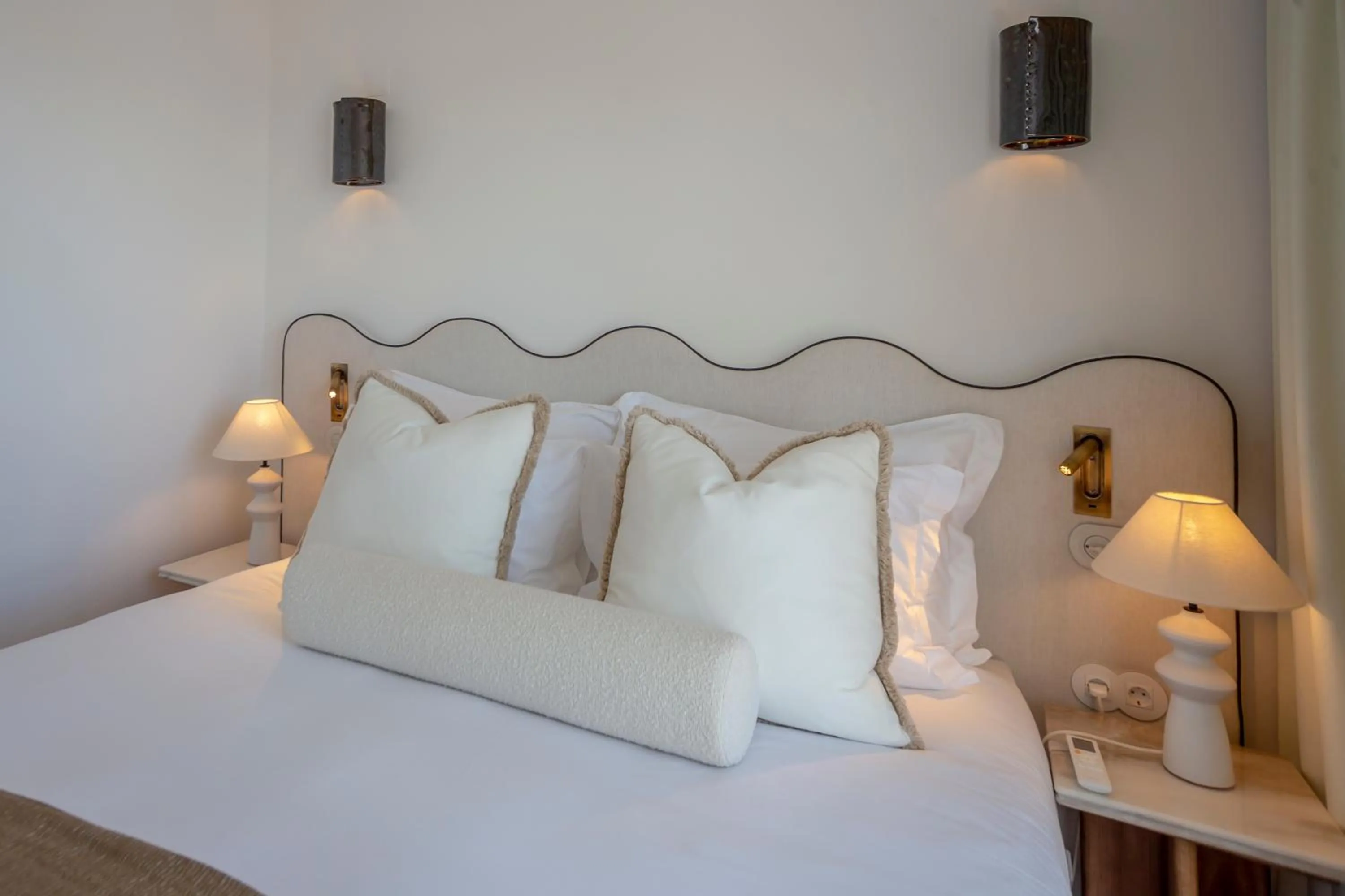 Bedroom in Villas d'Água Beachfront Resort