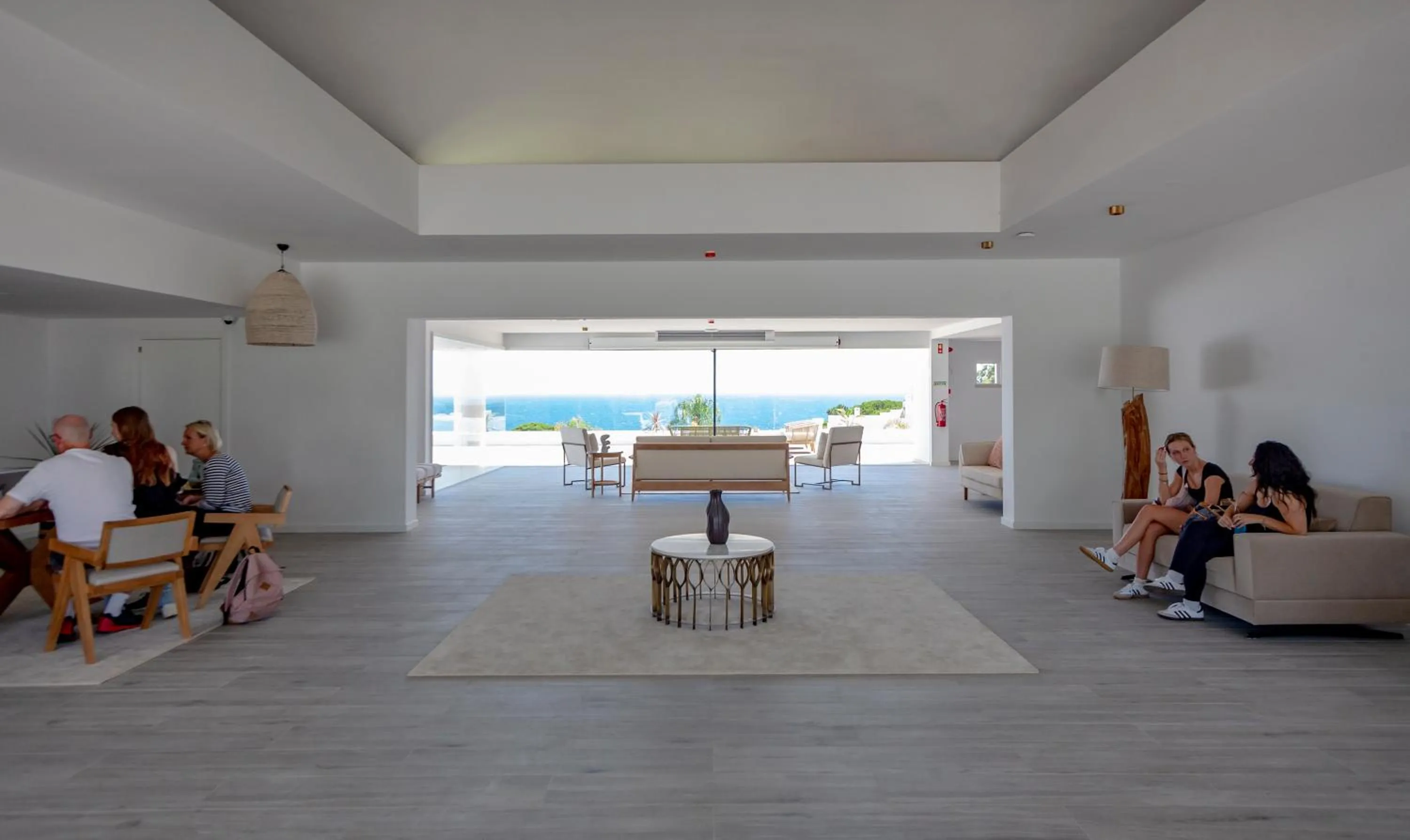 Lobby or reception in Villas d'Água Beachfront Resort