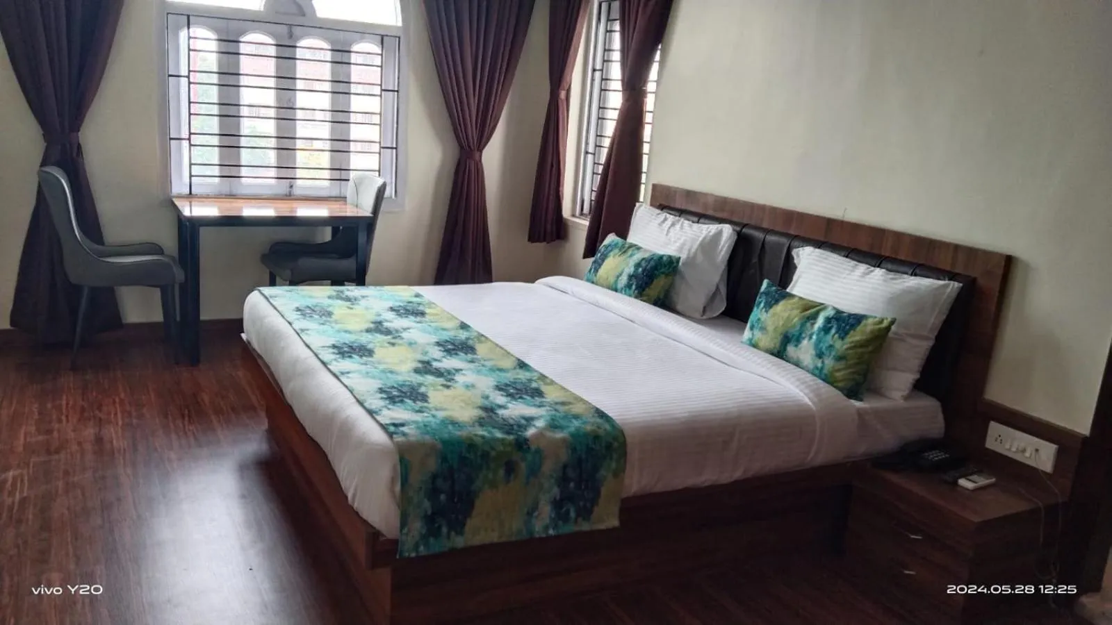 Bed in Hotel Kolkata