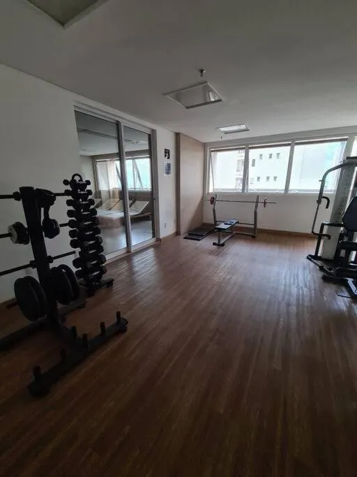 Flat Brooksfield Towers