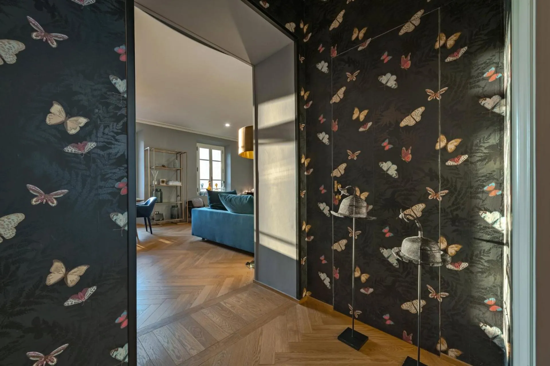 wardrobe in Apartments Florence-Repubblica Exclusive