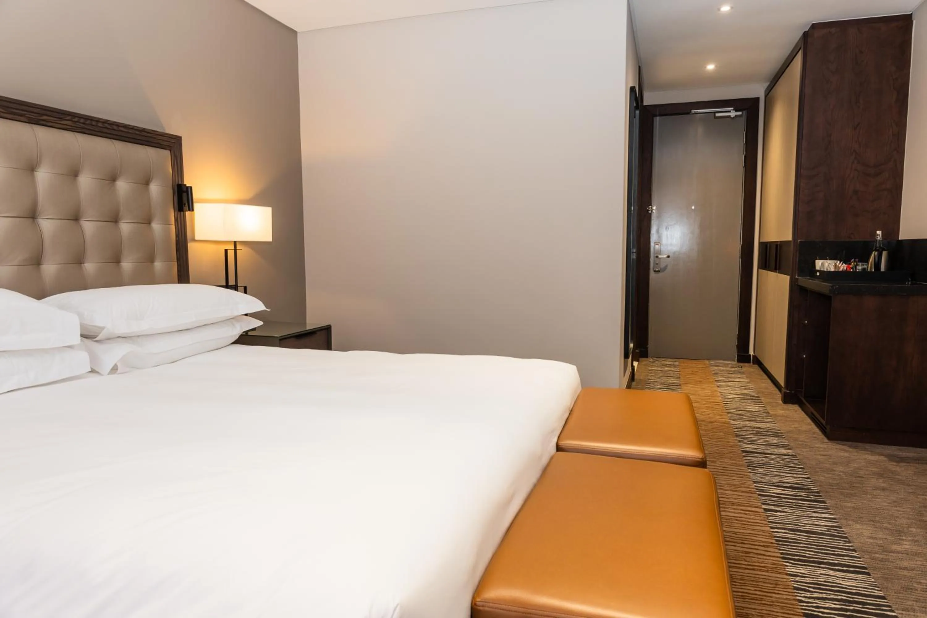 Bed in Premier Hotel Thohoyandou