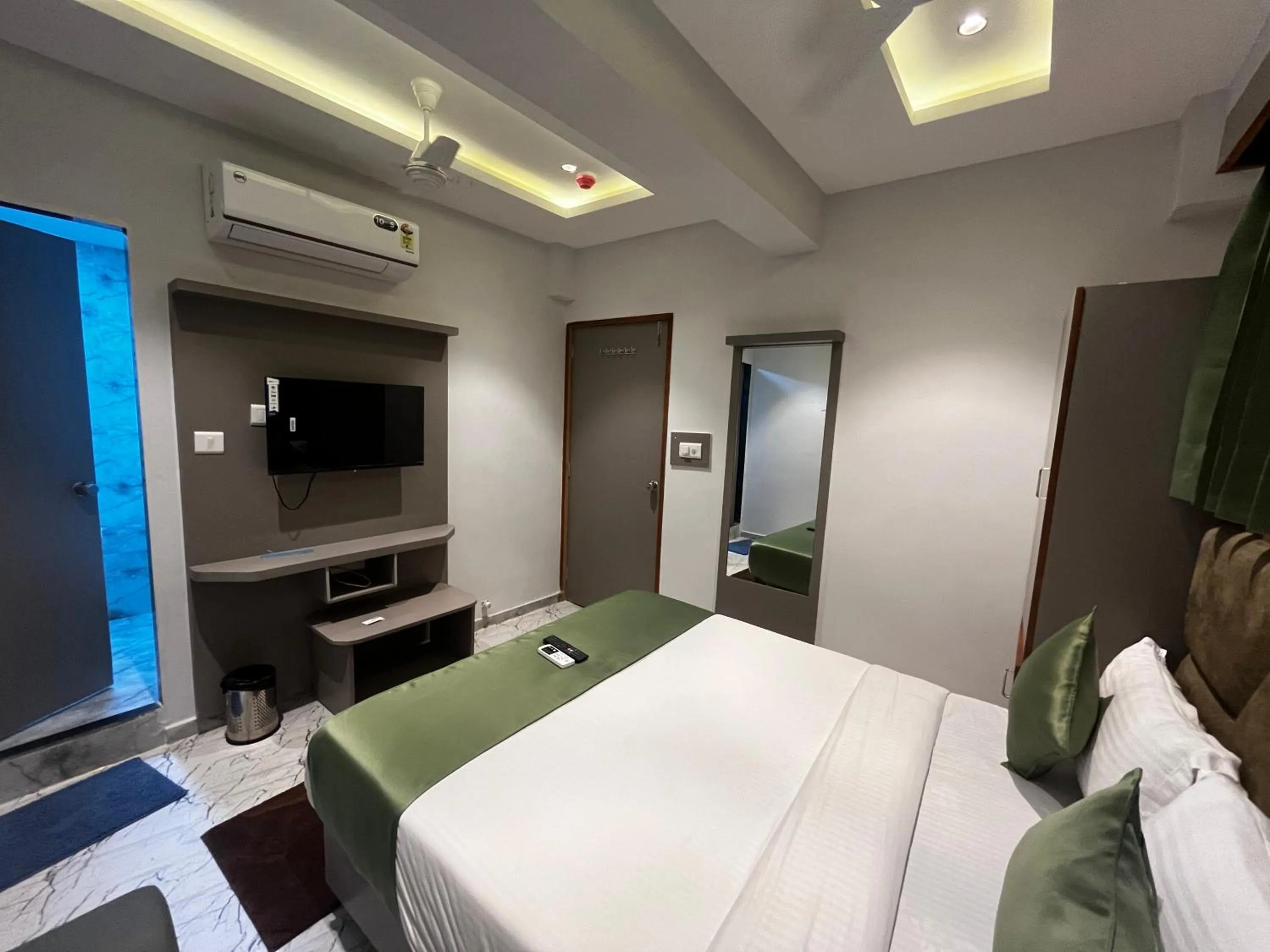 Bed in Hotel Privilon