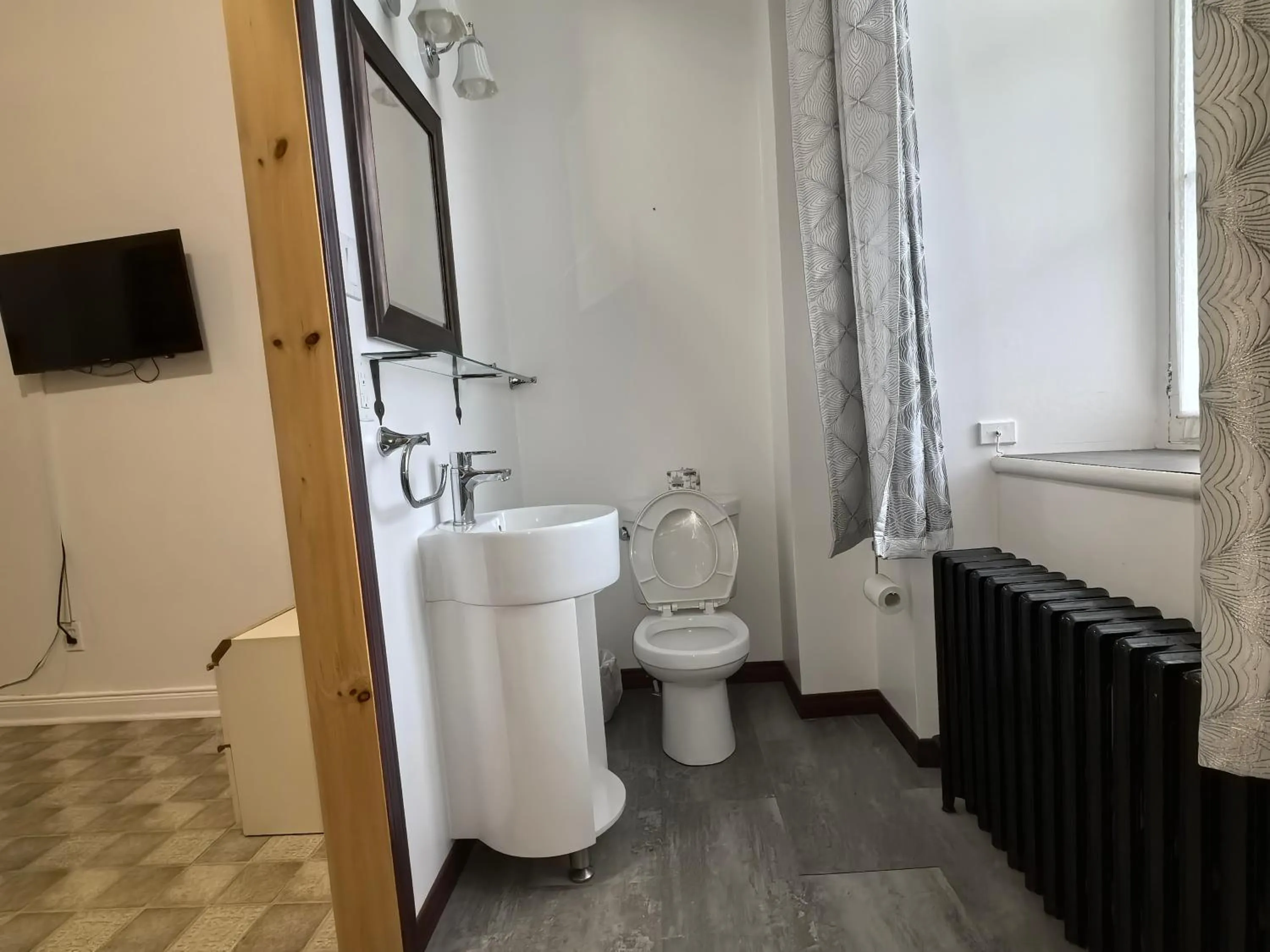 Bathroom in Auberge du Couvent