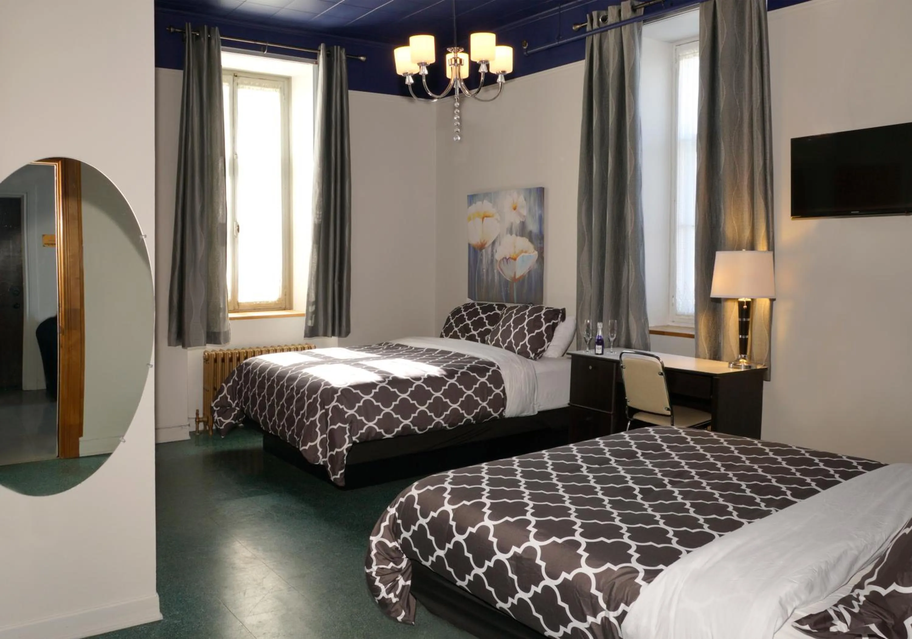 Bedroom, Bed in Auberge du Couvent