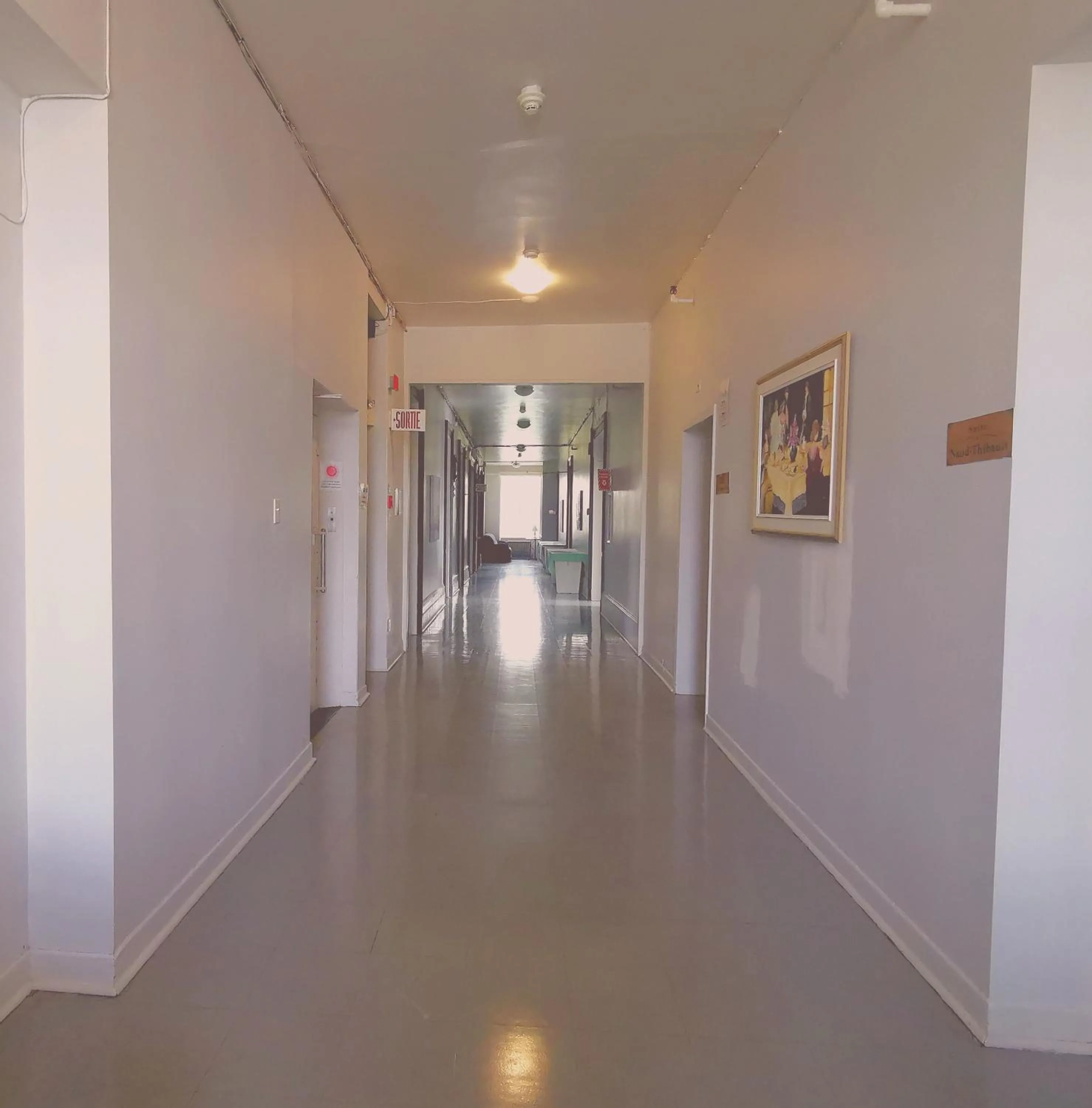 Facade/entrance in Auberge du Couvent