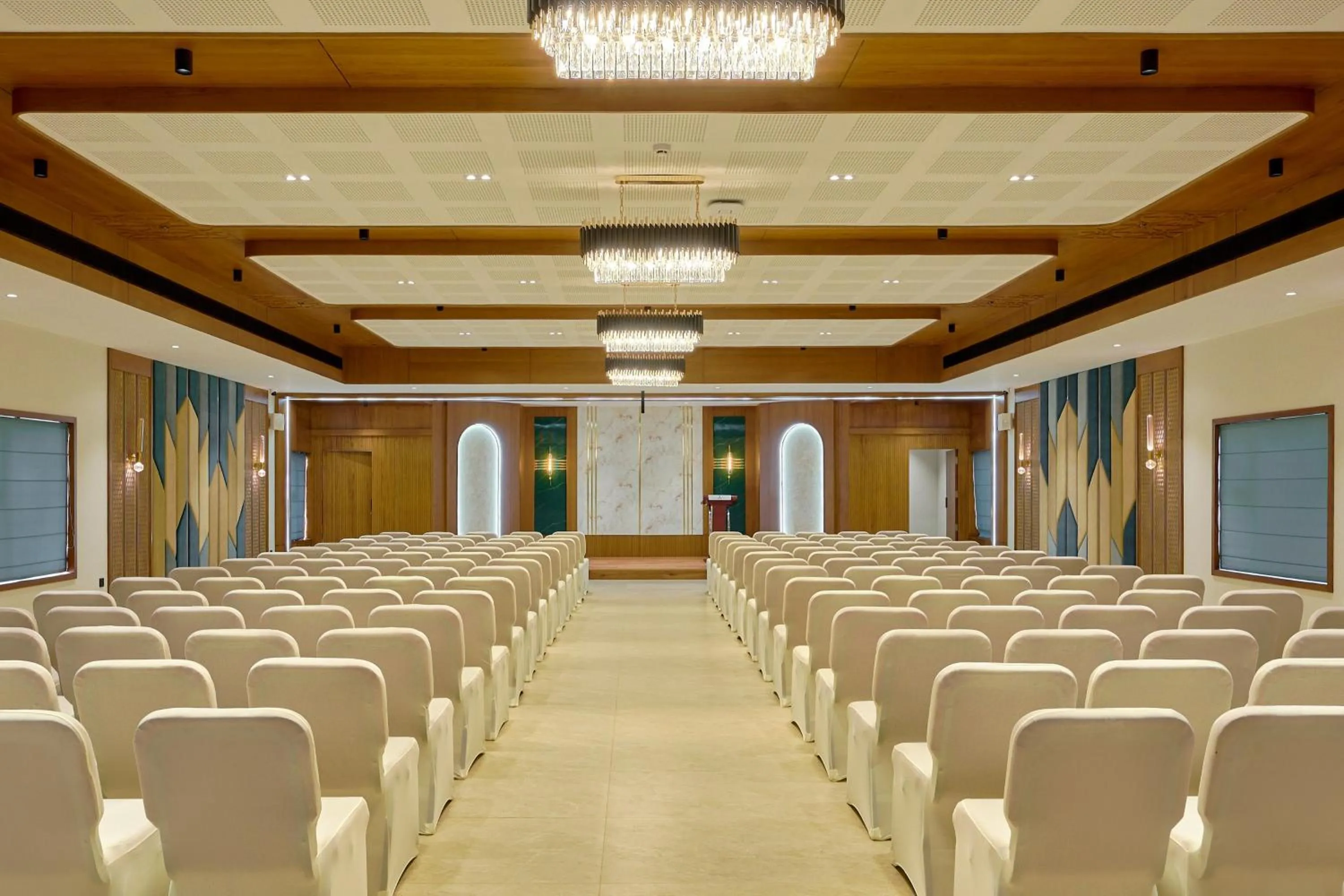 Banquet/Function facilities in Kowju Airport Hotel Calicut