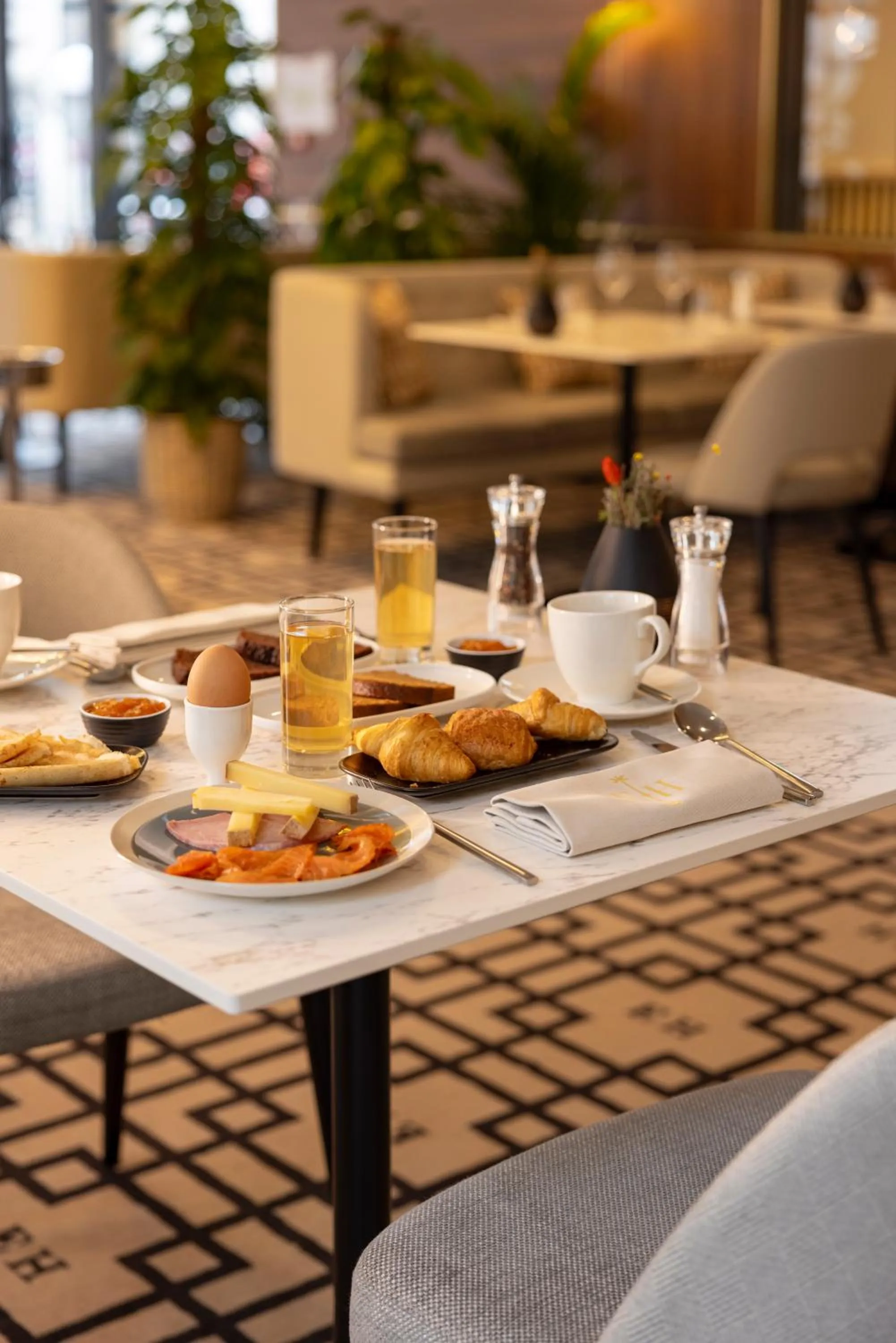 Breakfast in Epona Hôtel Sens