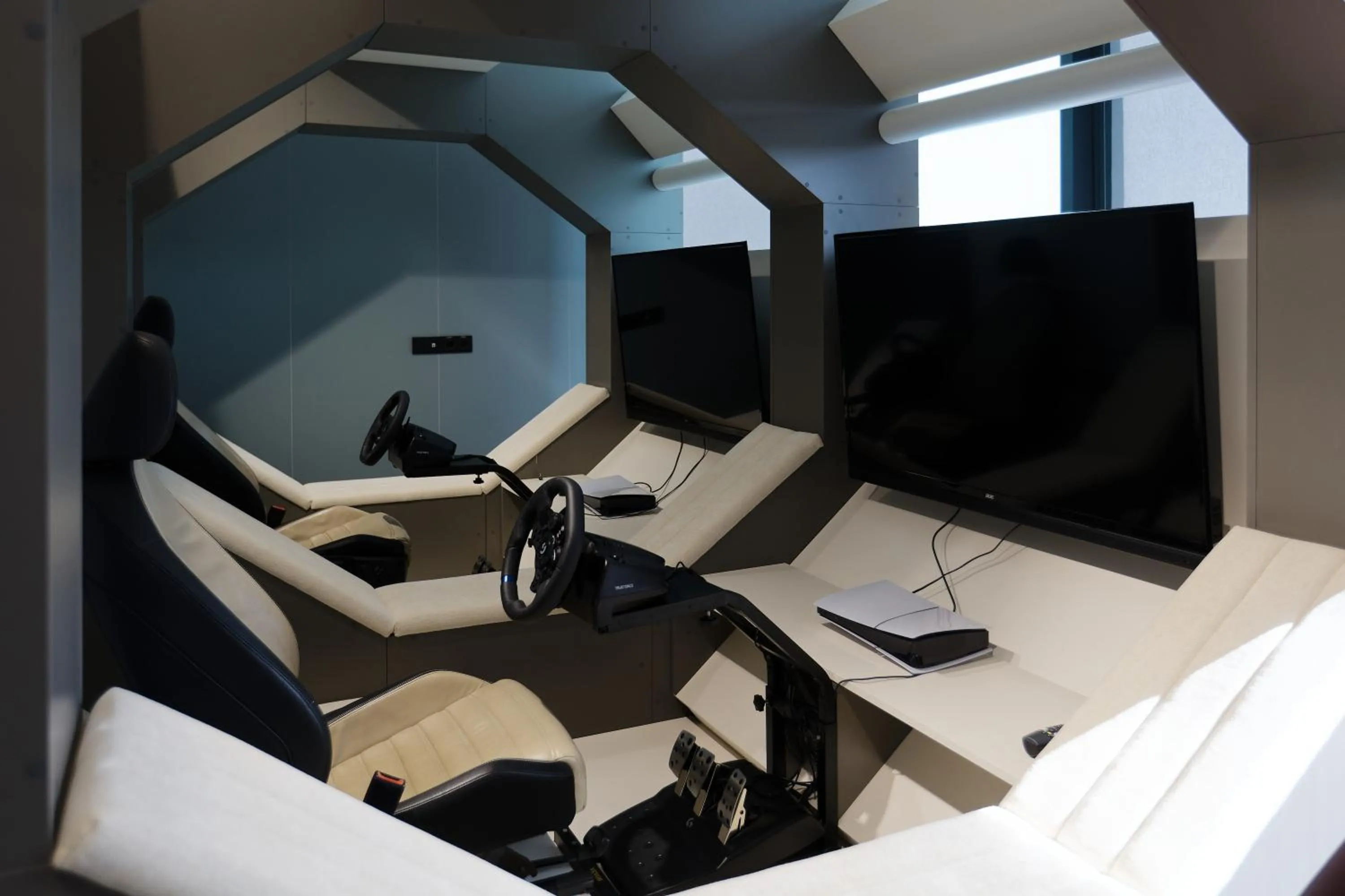 Kids's club in Glacier Premium Apartments