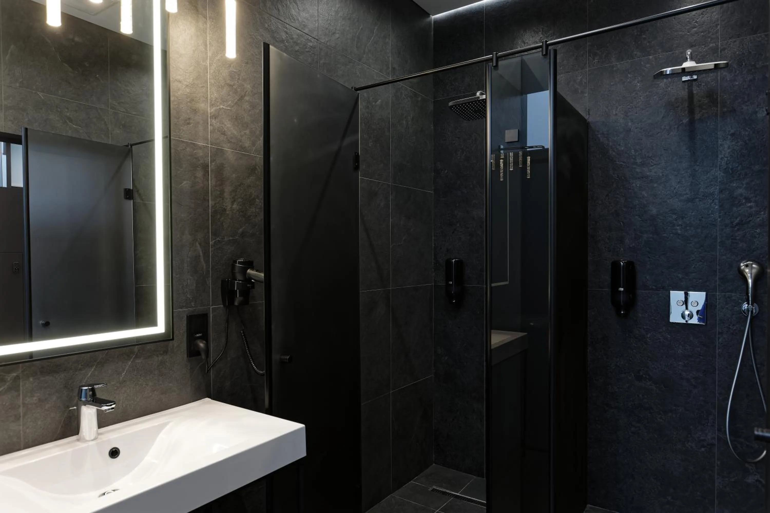 Shower in Glacier Premium Apartments