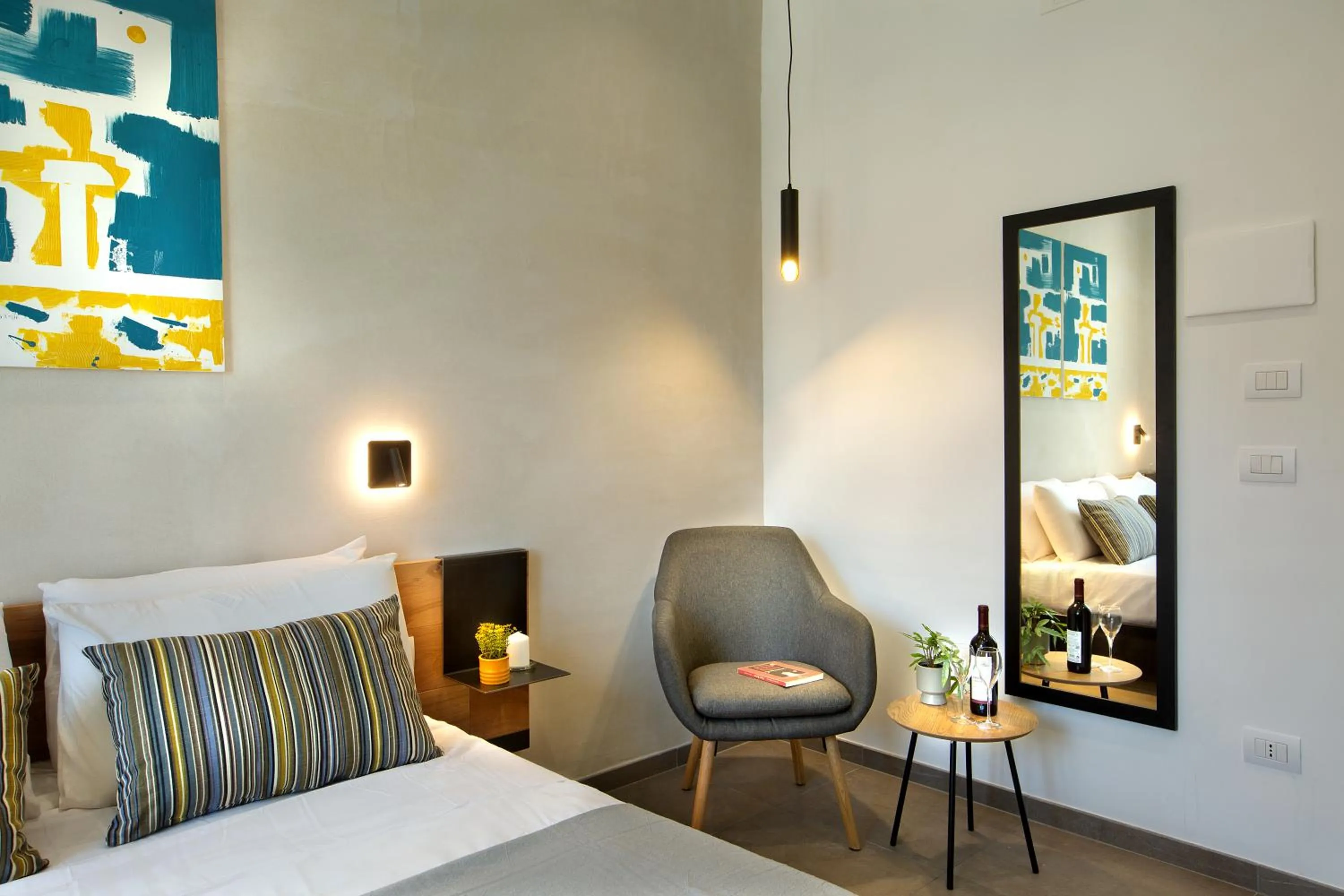 Bed in MARE FUORI ROOMS