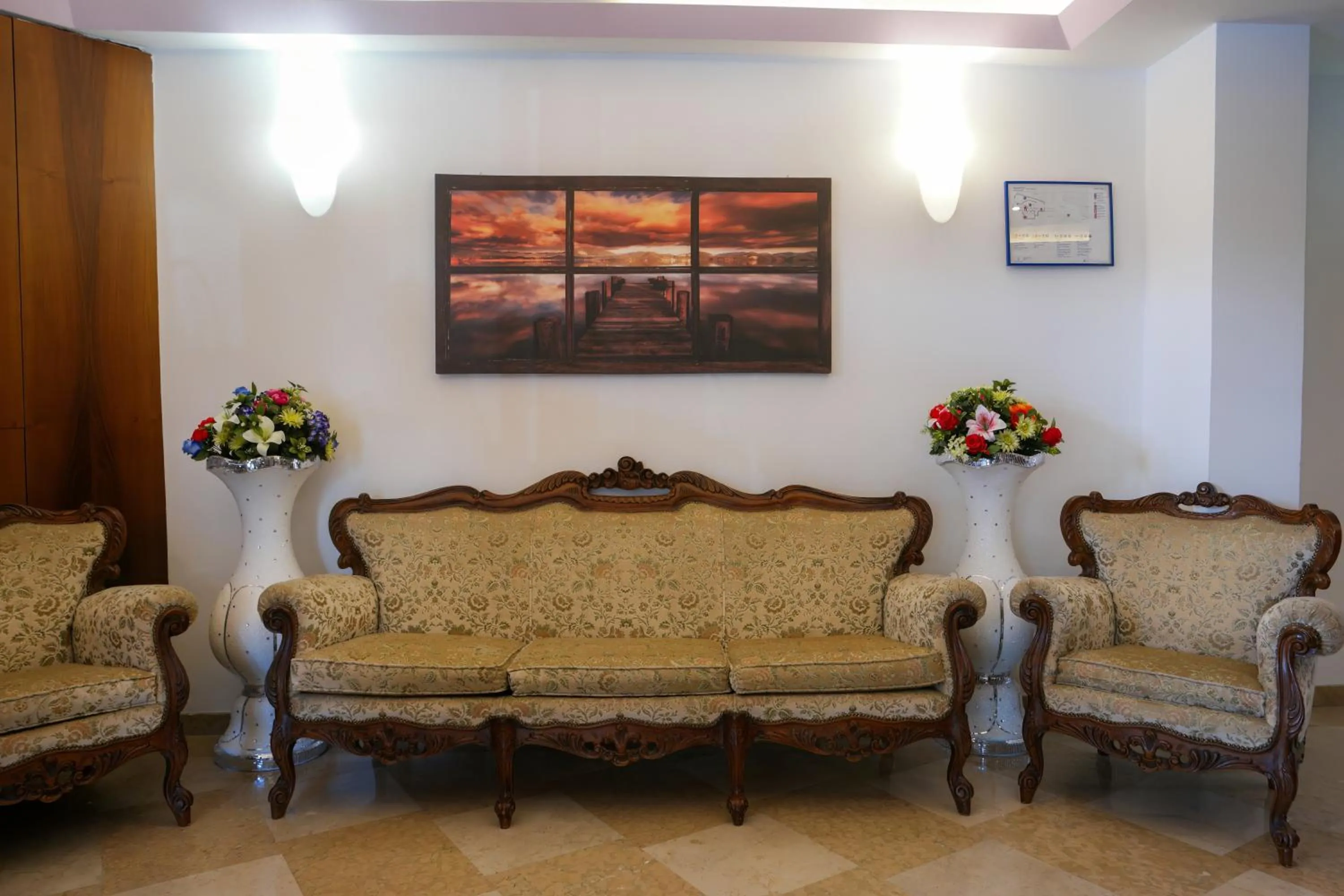 Lobby or reception in Hotel alla giustizia