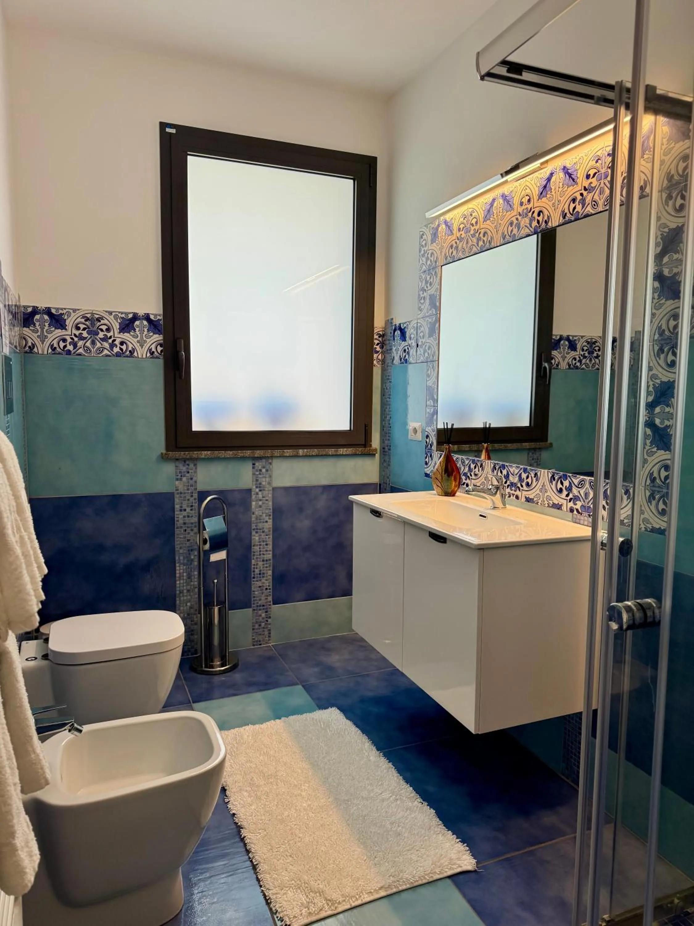 Bathroom in Aurora View Resort