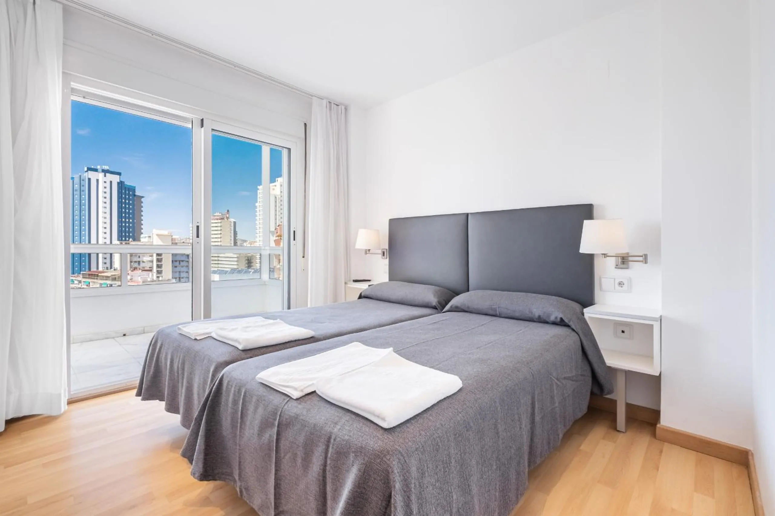 Bed in Apartamentos Les Dunes Centro Levante Beach