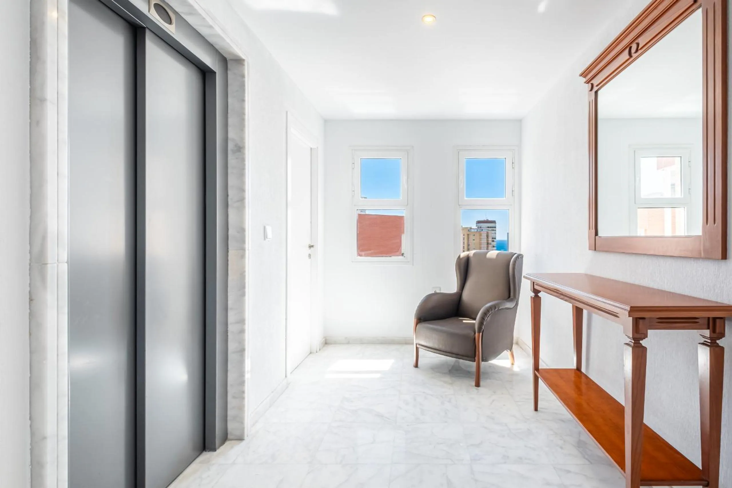 elevator in Apartamentos Les Dunes Centro Levante Beach