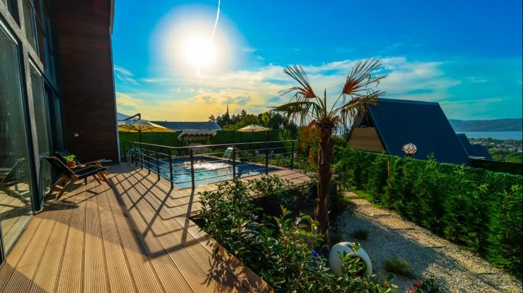 Patio in Trio Palazio Sapanca