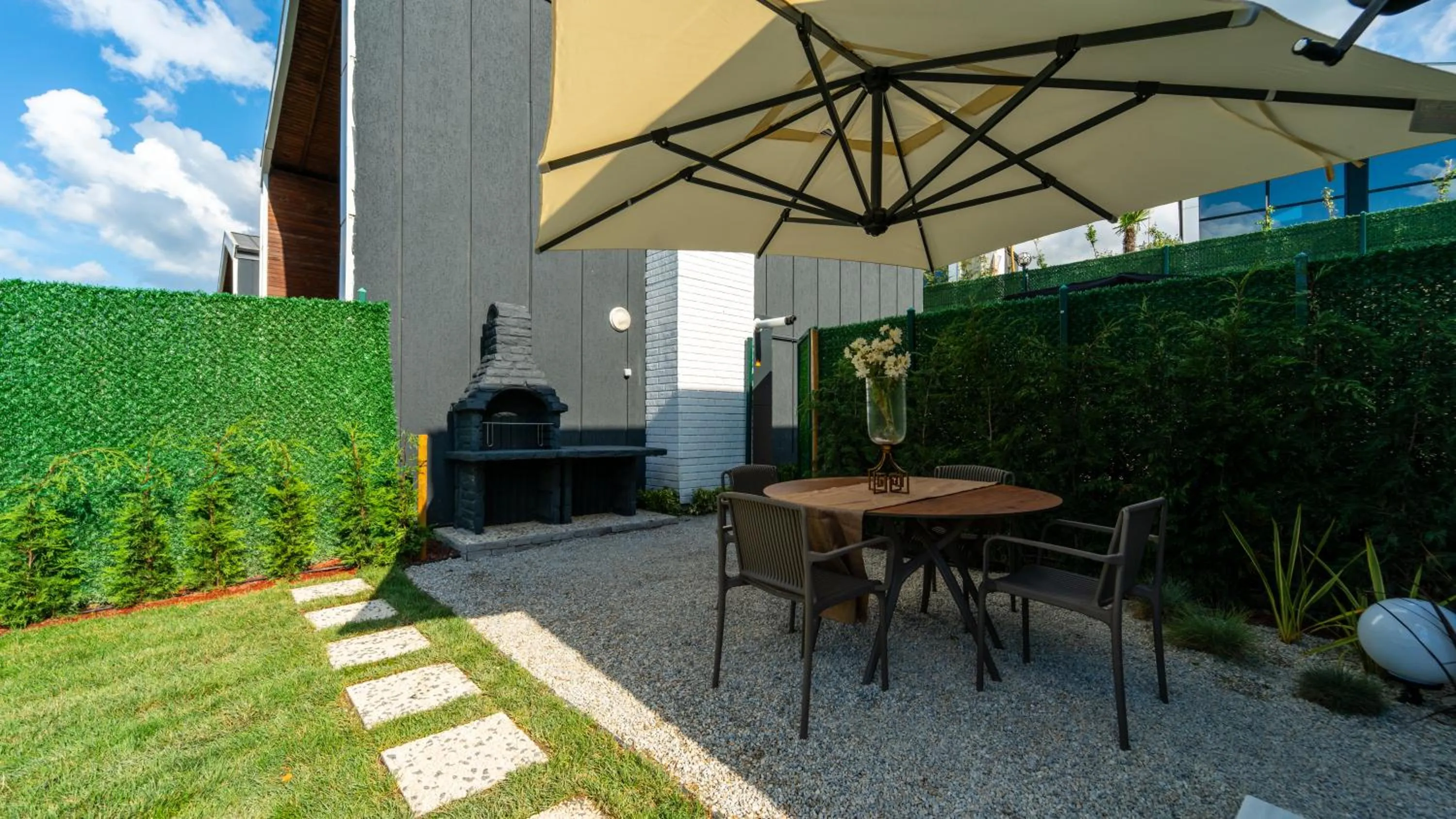 Garden in Trio Palazio Sapanca