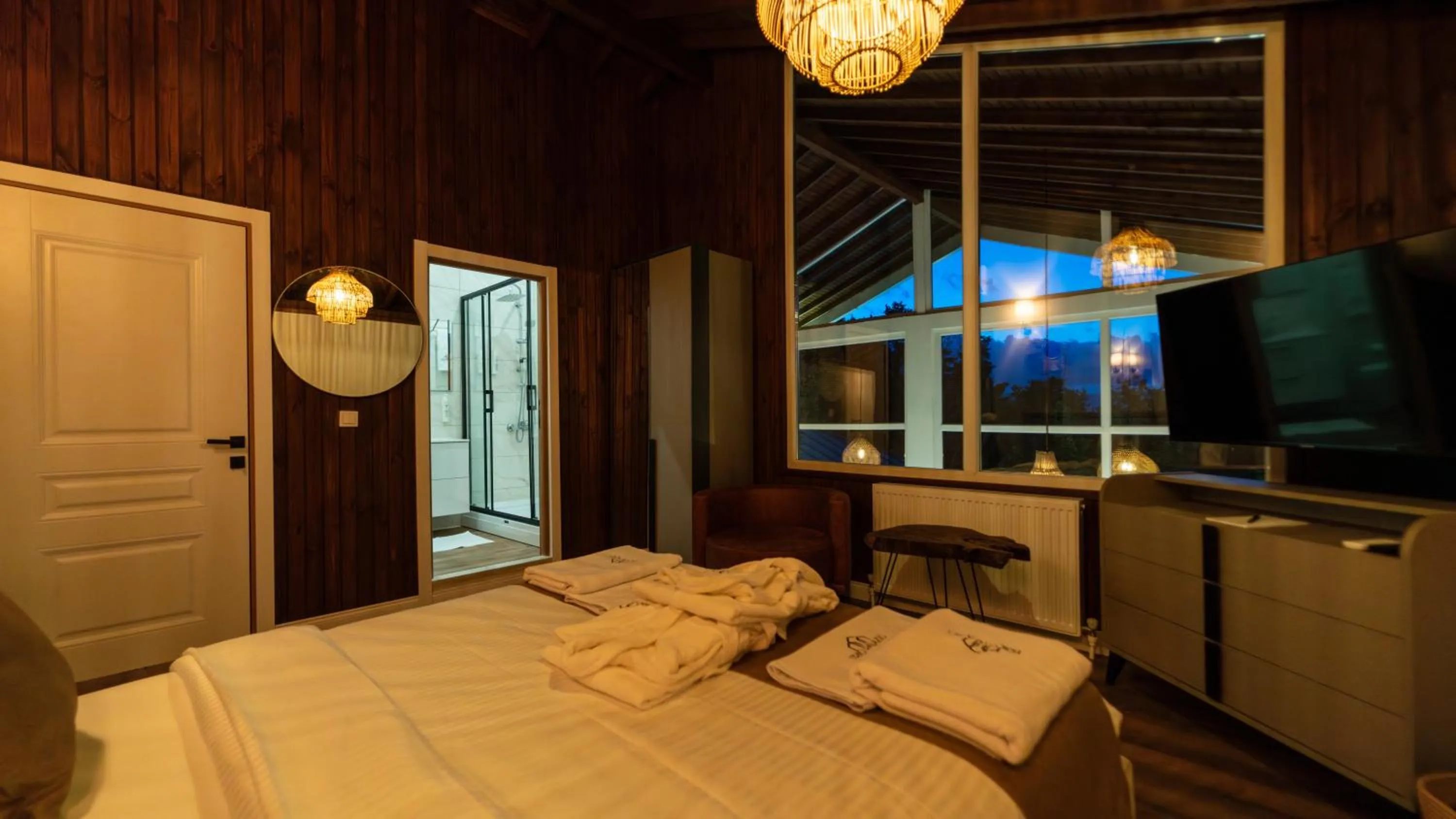 Bed in Trio Palazio Sapanca