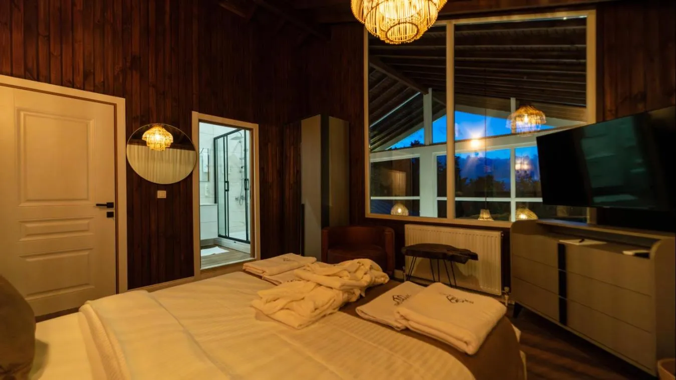 Bed in Trio Palazio Sapanca