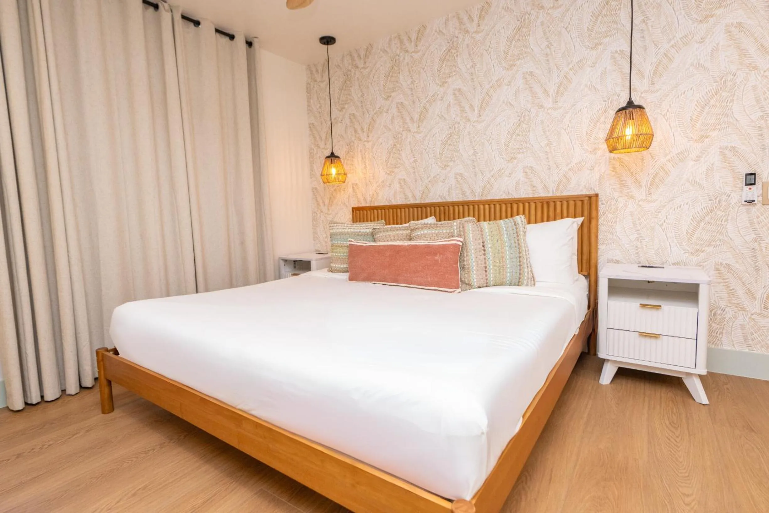 Studio - Disability Access in The Boardwalk Hotel