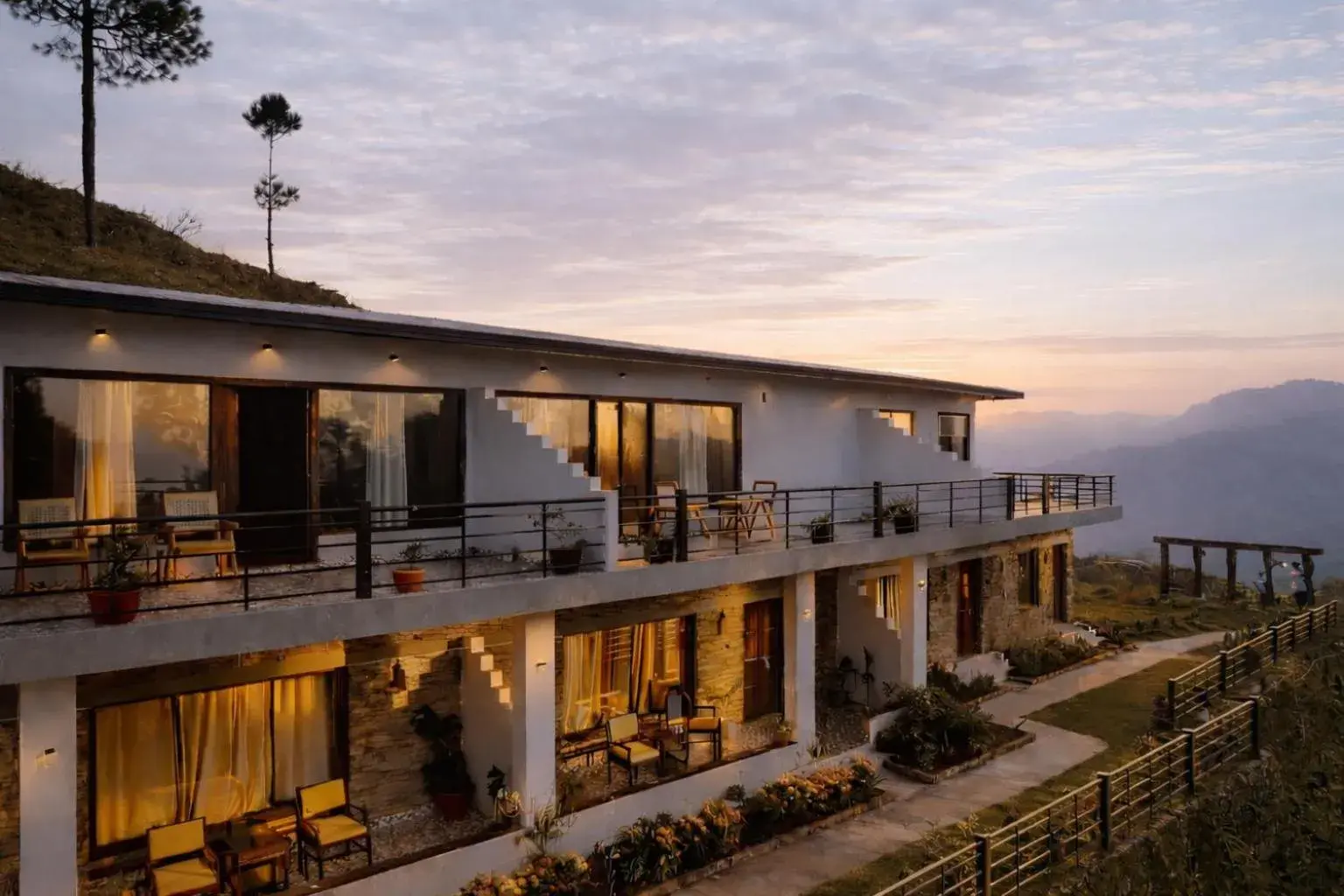ilika Resort, Pauri ilika Resort, Pauri