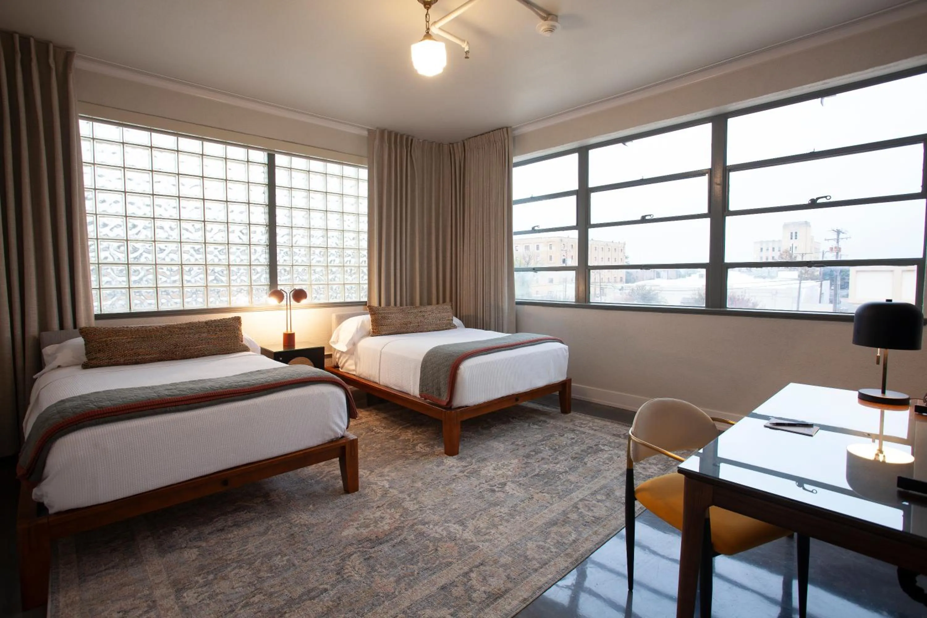 Bed in Greyhound Inn