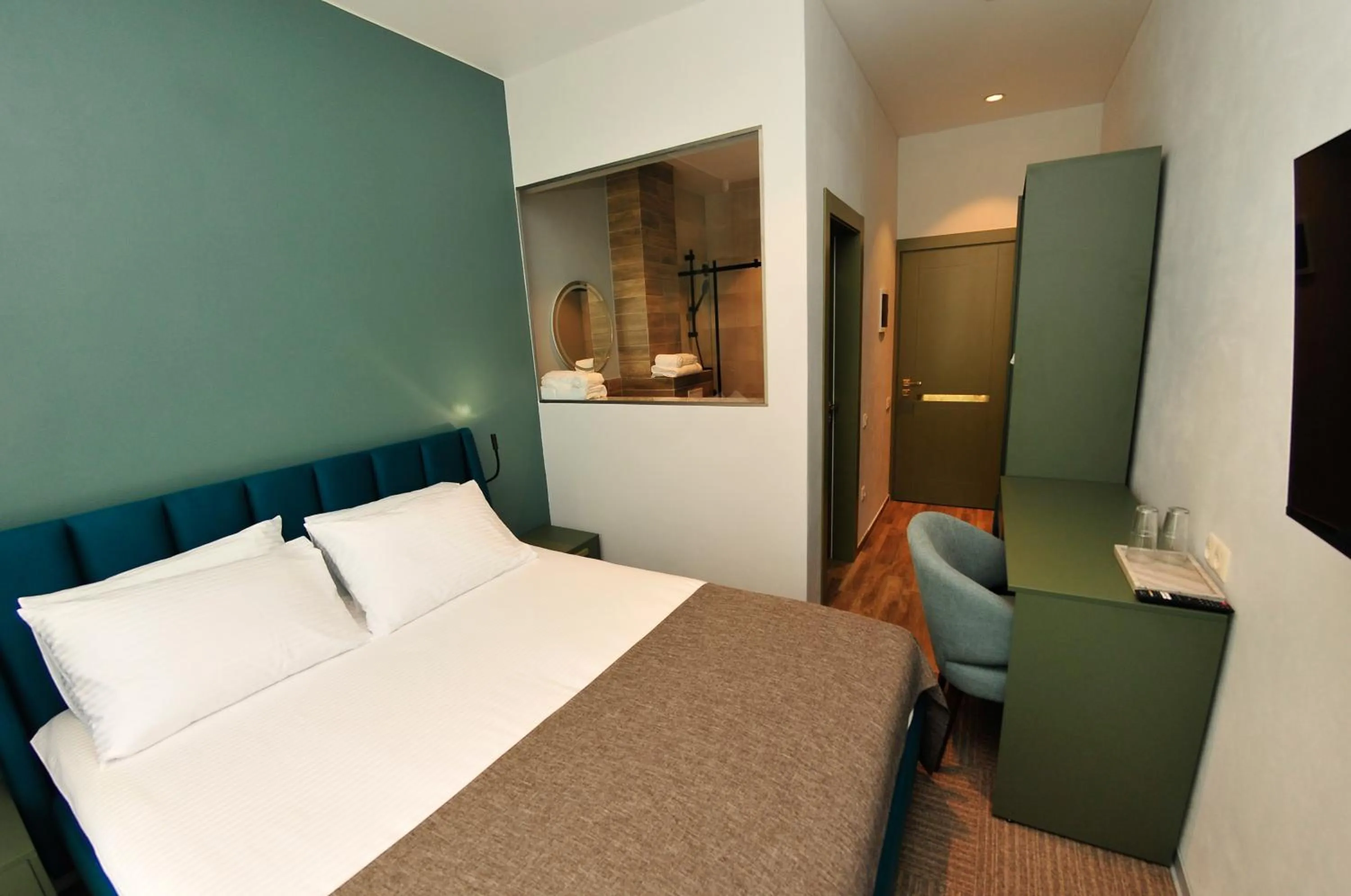 Photo of the whole room, Bed in Hotel Kazak Club